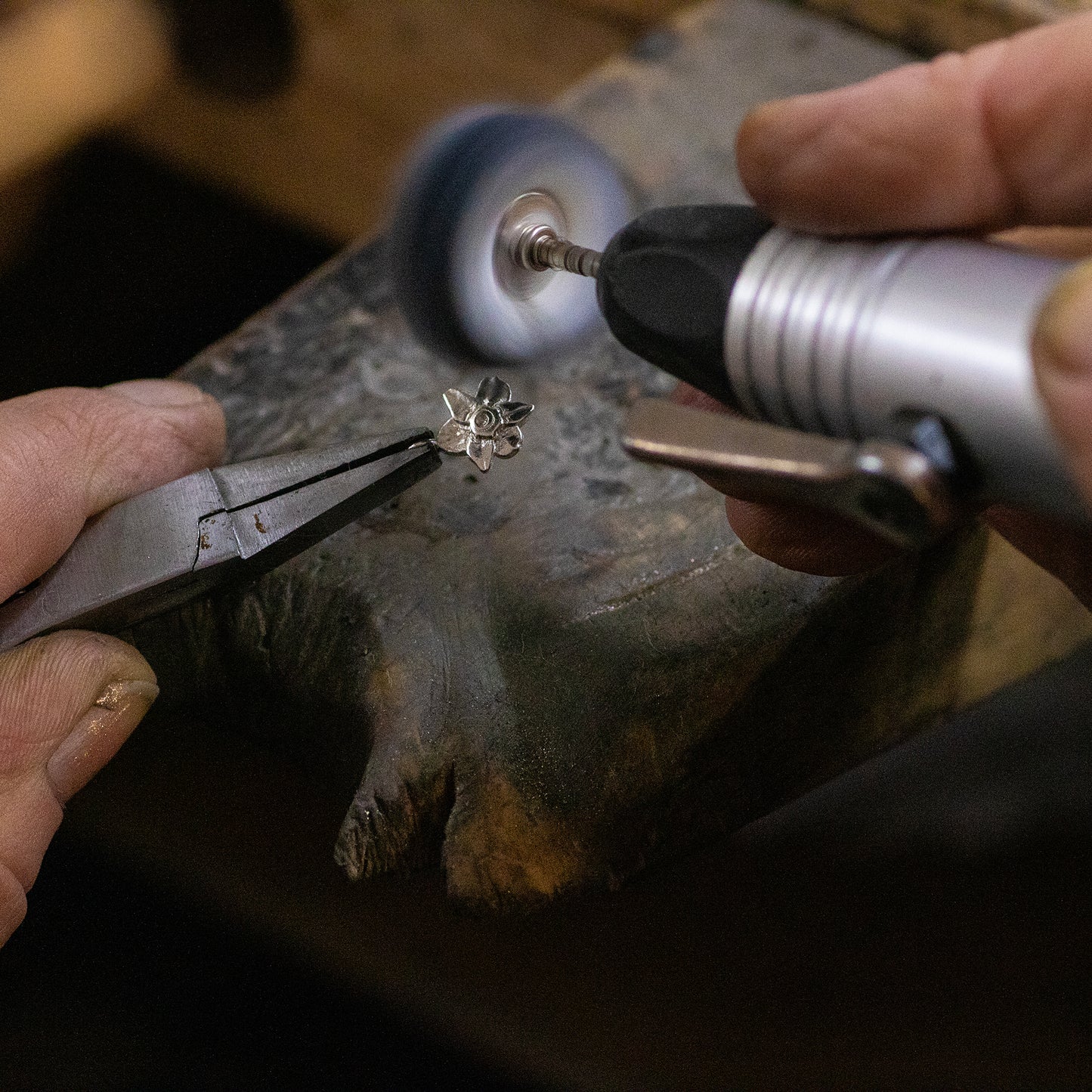 10th Anniversary Gift - Daffodil Flower Earrings - Silver