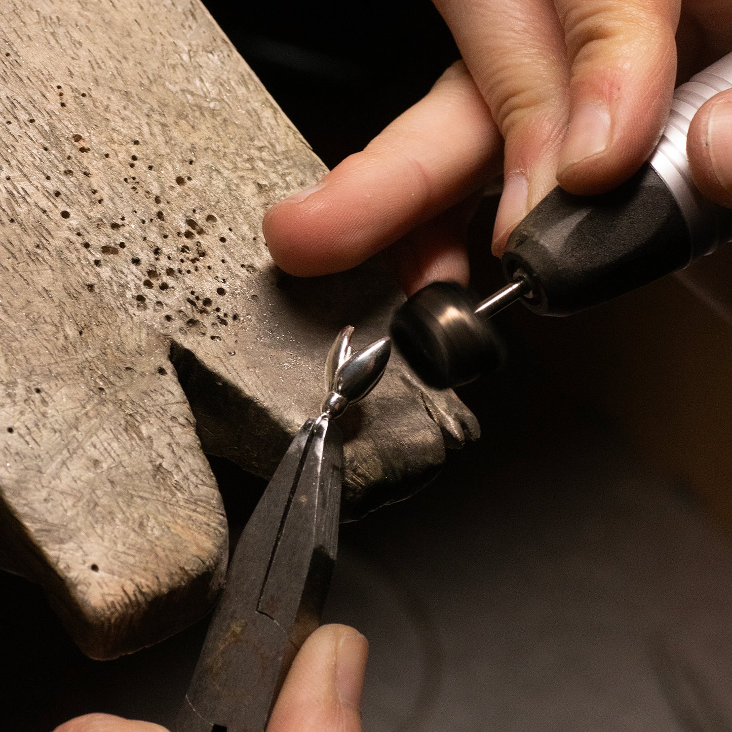 January Birth Flower & Birthstone Earrings - Snowdrop - Silver