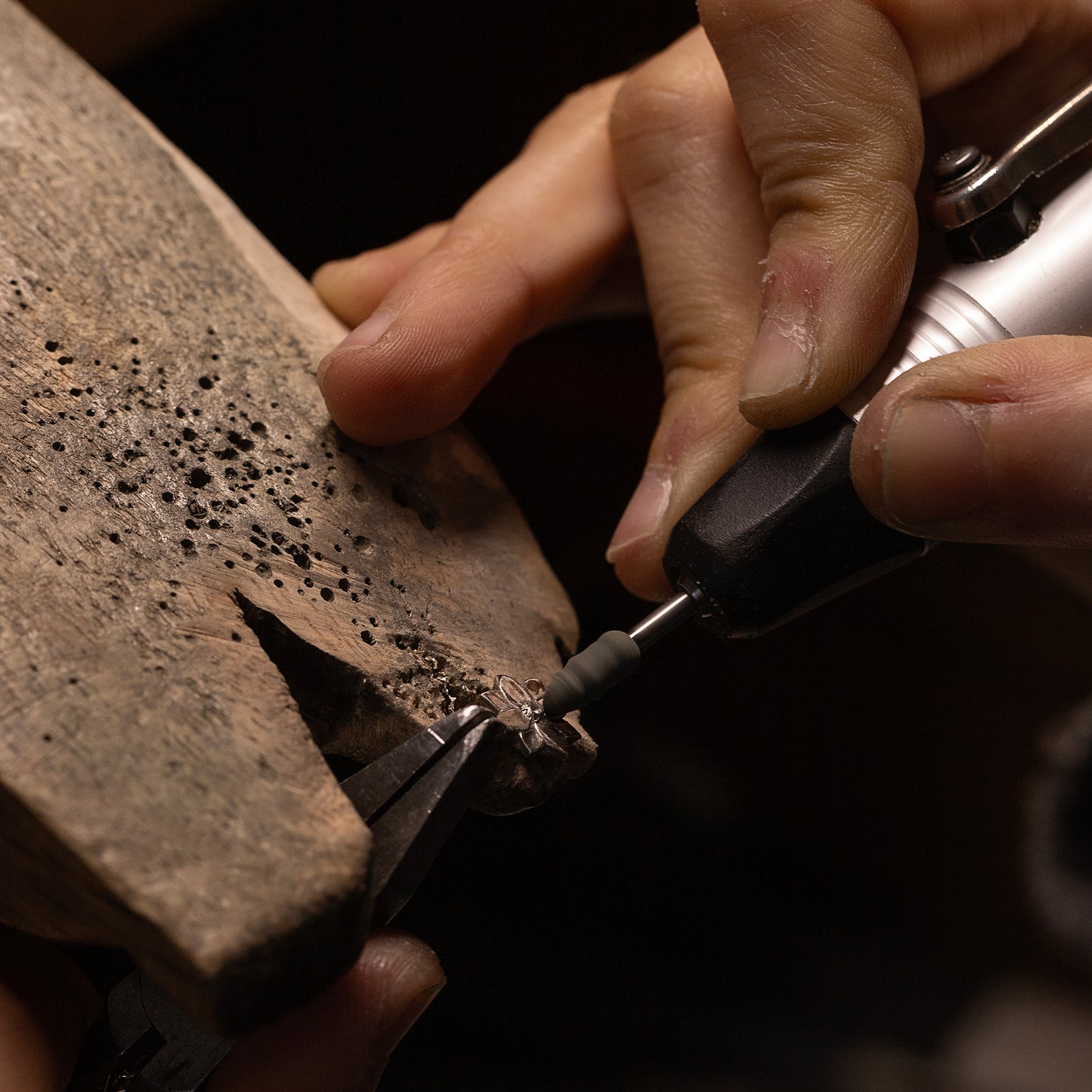 Clematis Flower Necklace - Creativity - Silver