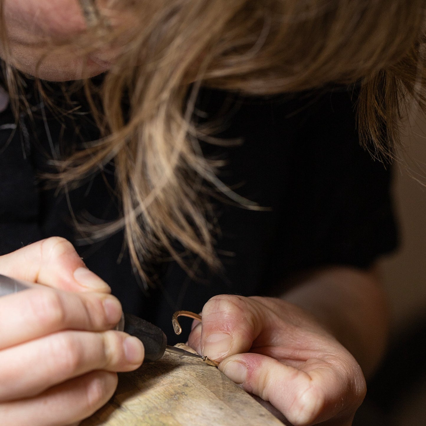 Freesia Flower Hoop Earrings - Independence - Silver - 2cm