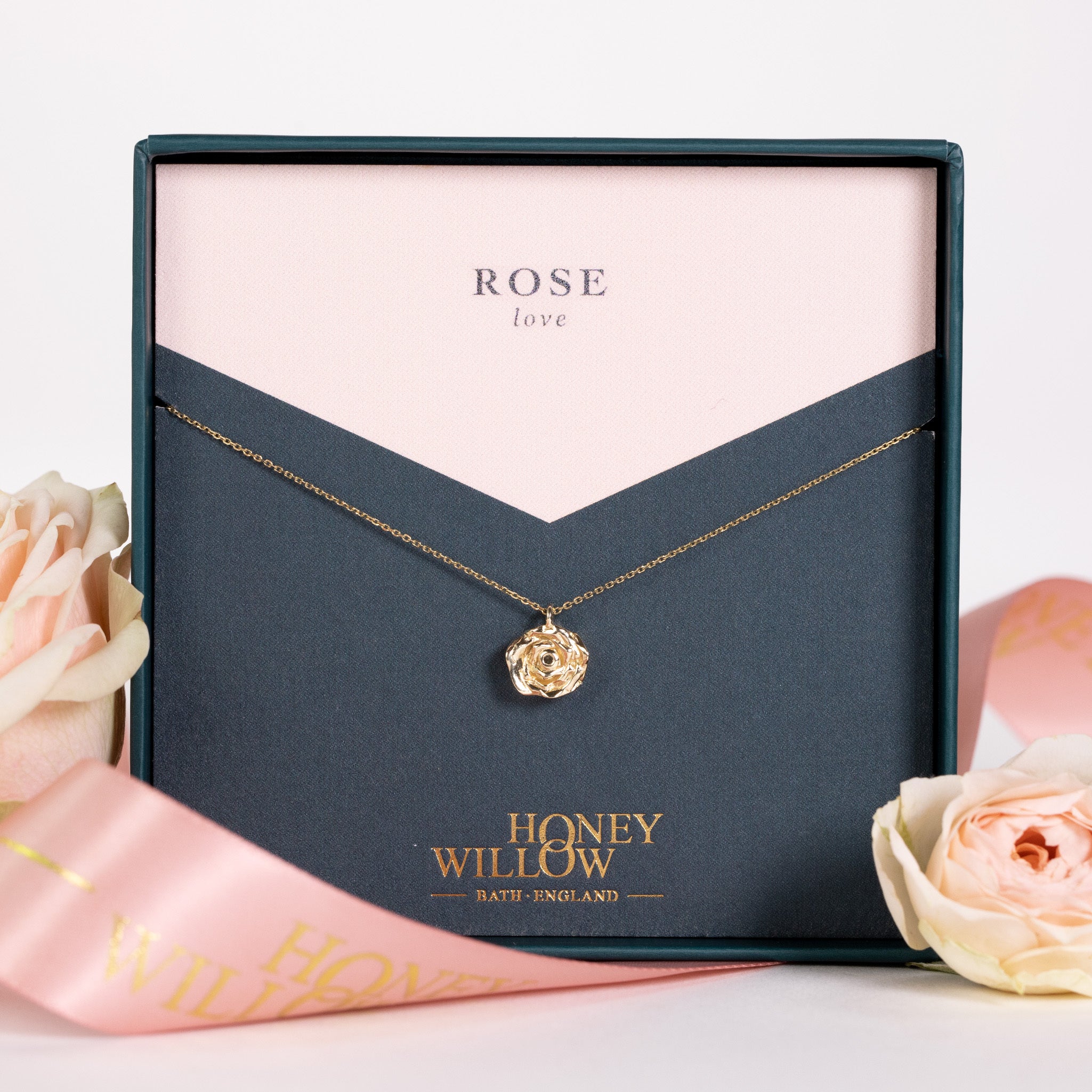 Rose Flower Necklace - Love - 9kt Gold