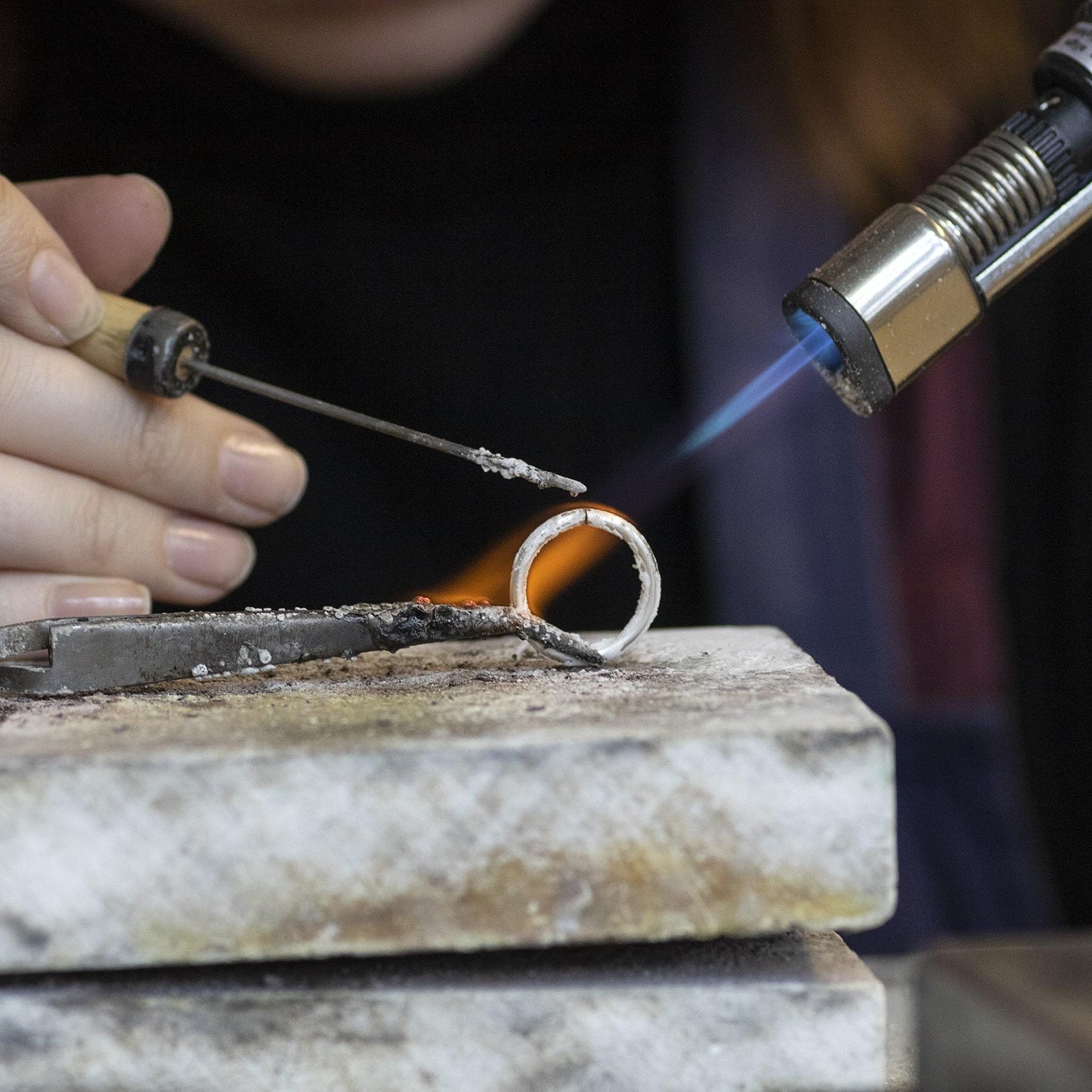 10th Anniversary Gift - 9kt Gold - 10 Diamonds for 10 Years of Love