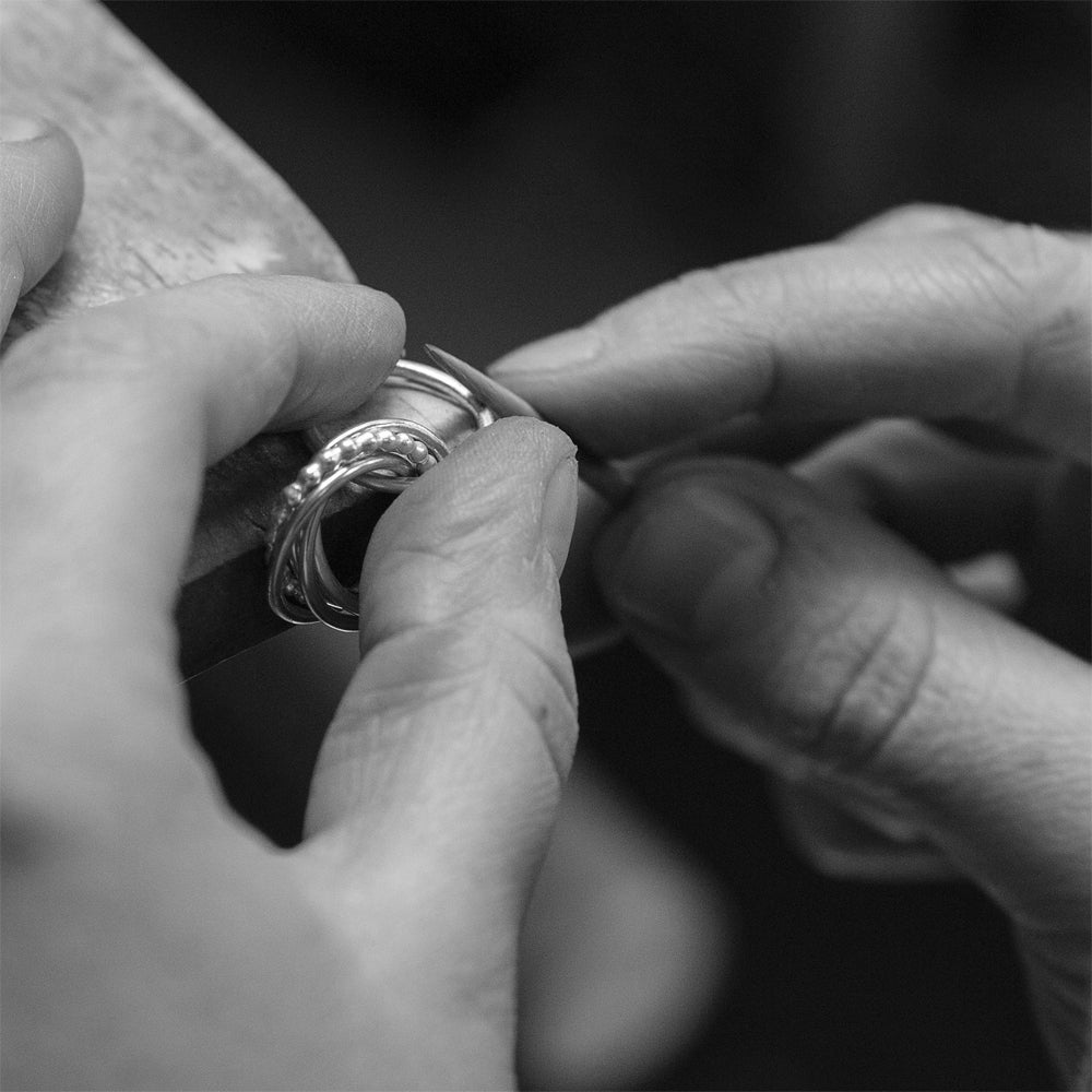 honey willow handmade jewellery bath