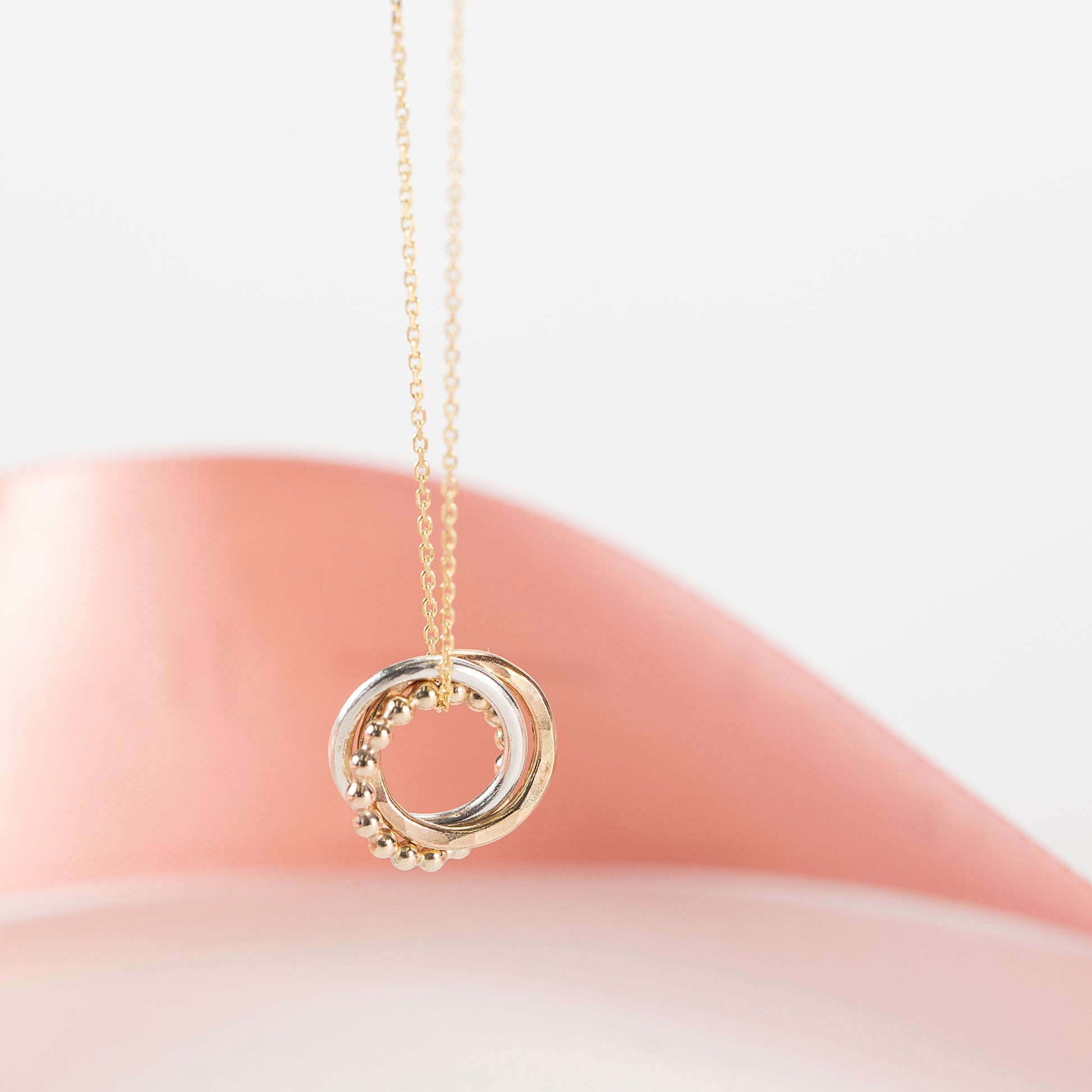 9kt gold love knot necklace