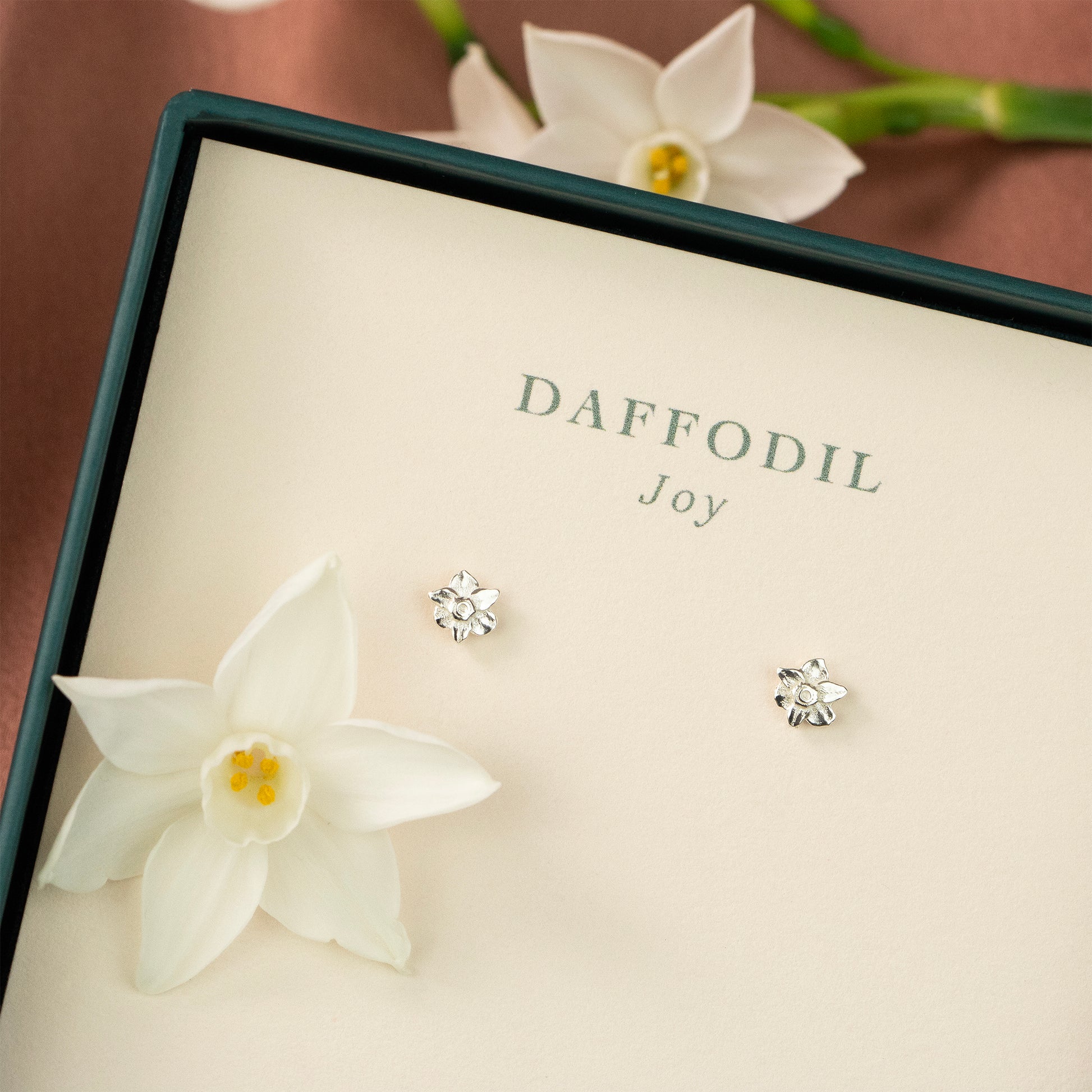 Daffodil Stud Earrings - Silver