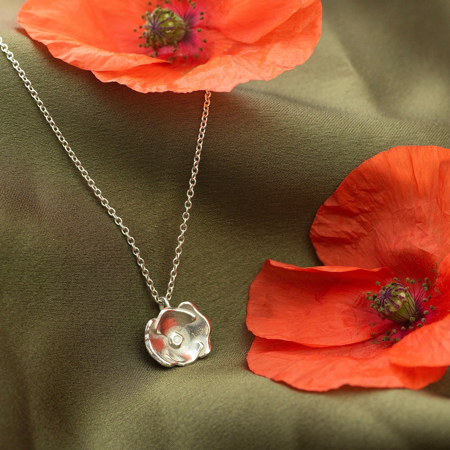 August Birth Flower Necklace - Poppy - Silver