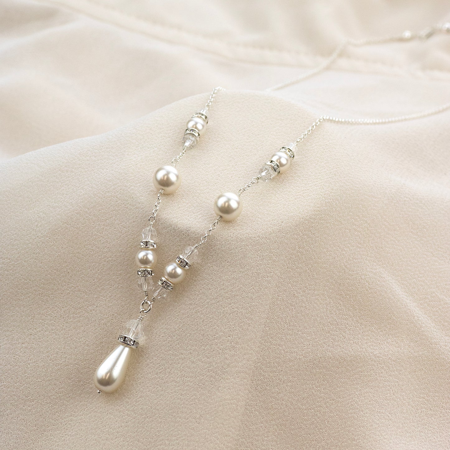 Bridal Pearl V Necklace | Vita