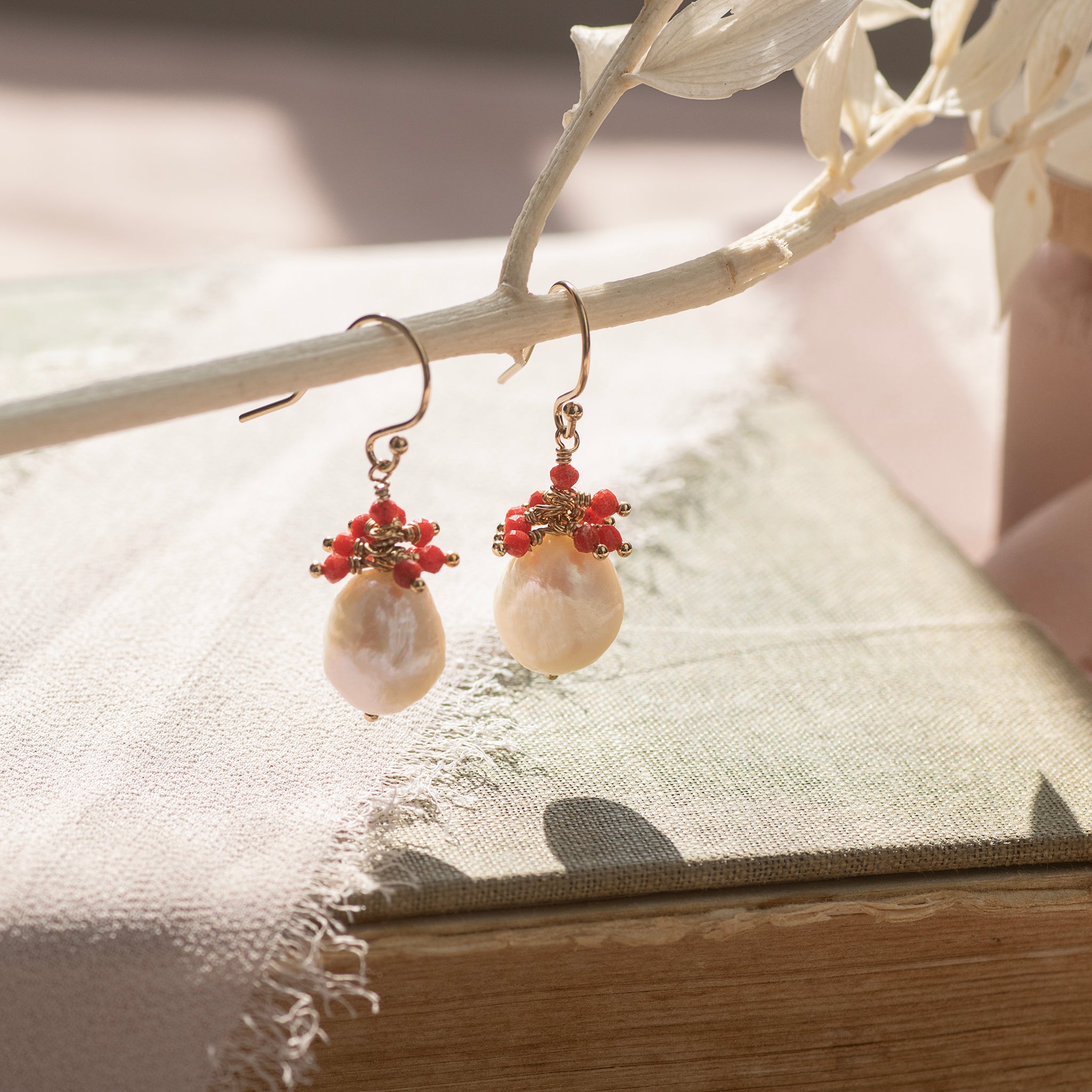 4mm Round Red Coral 8-9mm White Freshwater Pearl Grape Dangle Gold Hook  Earrings | eBay