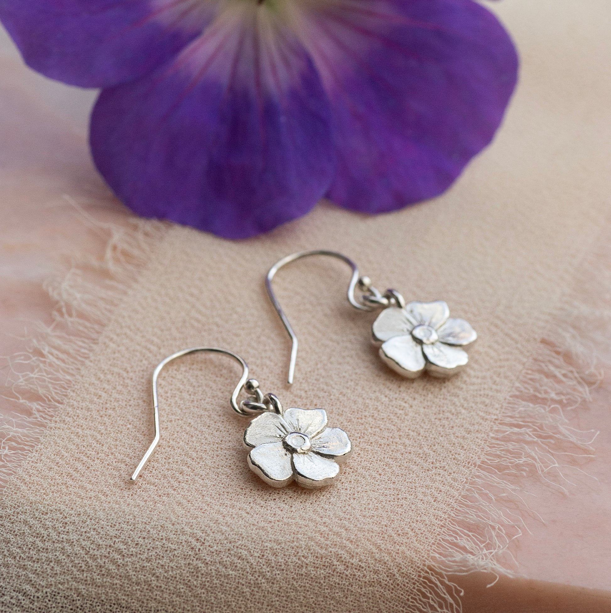 Geranium Earrings - Silver