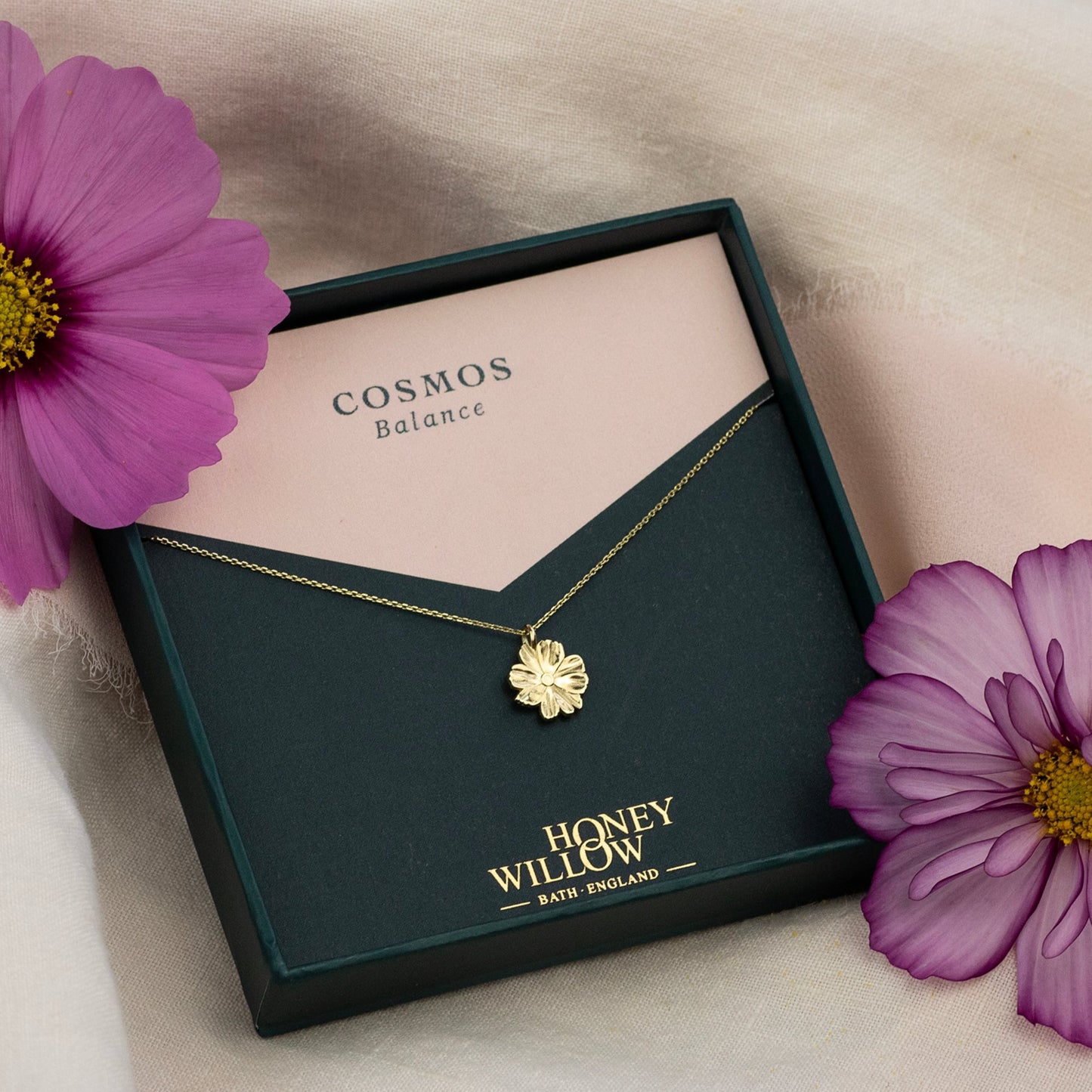 Cosmos Necklace - 9kt Gold