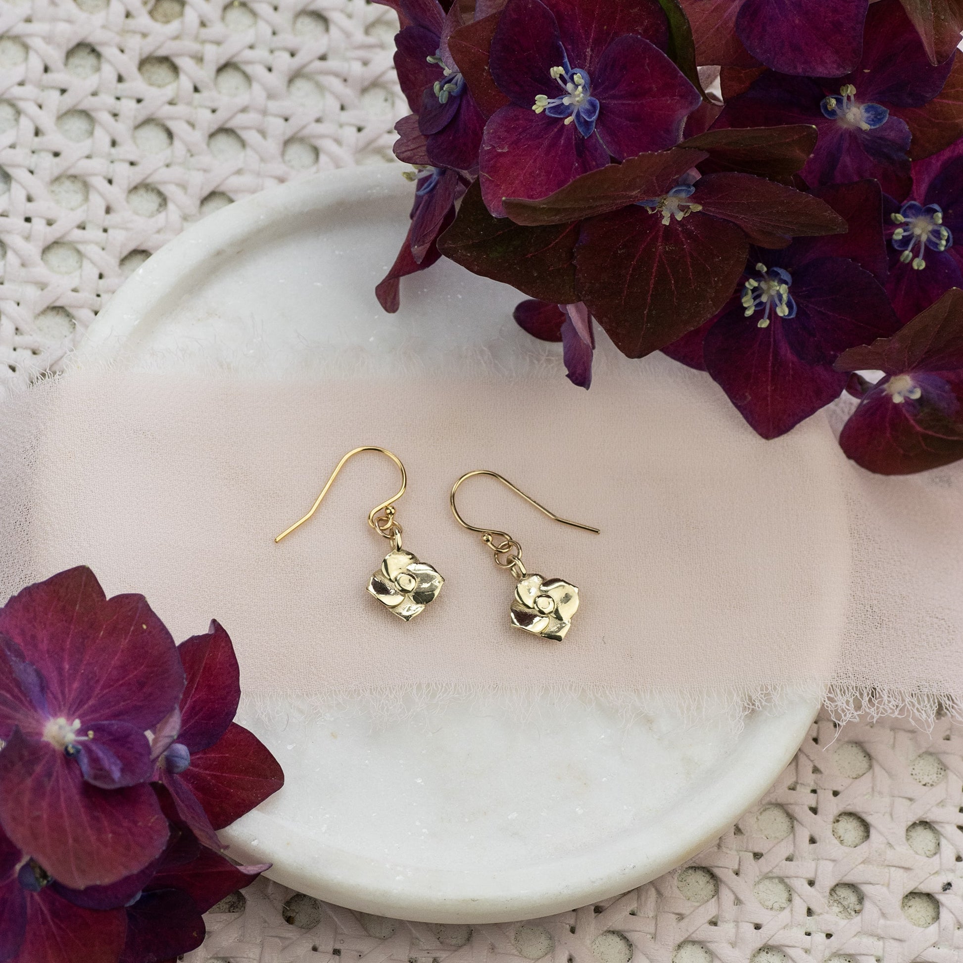 Hydrangea Earrings - 9kt Gold