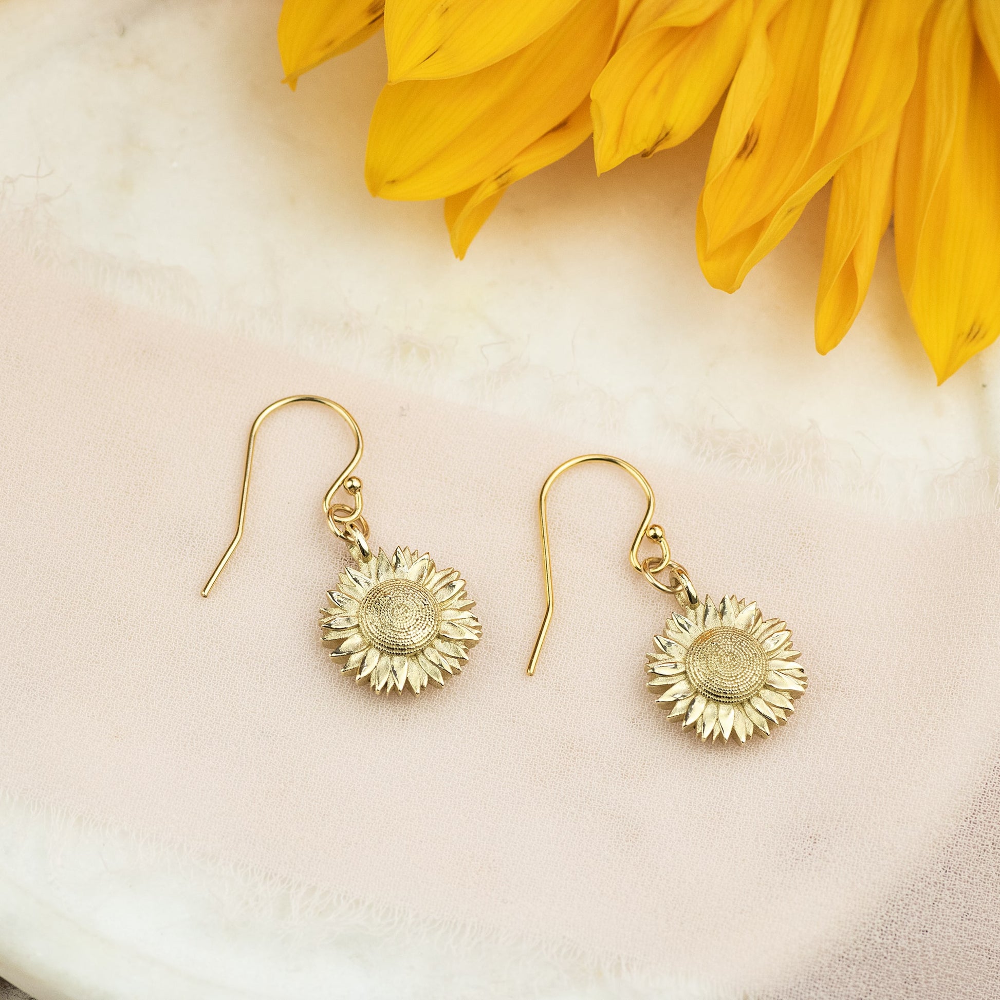 Sunflower Earrings - 9kt Gold