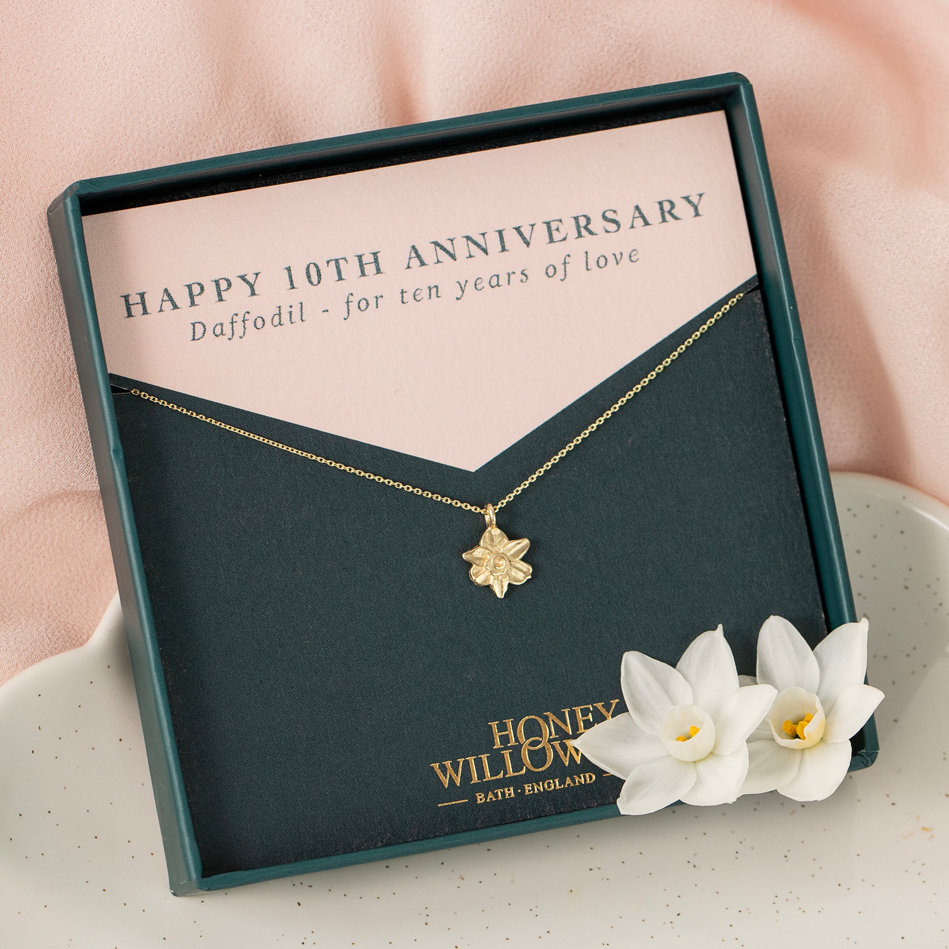 10th Anniversary Gift - Daffodil Flower Necklace - 9kt Gold