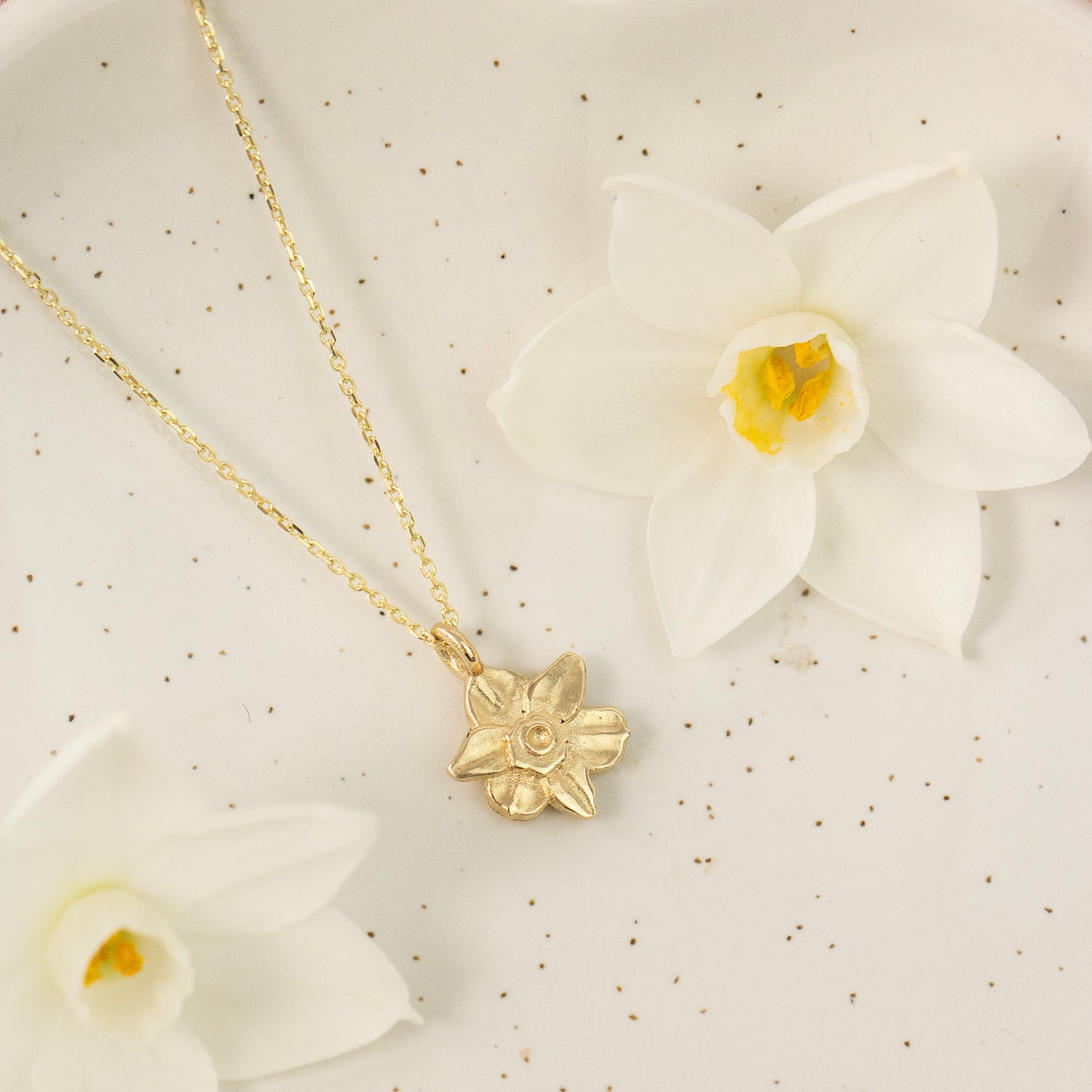 Daffodil Flower Necklace - Joy - 9kt Gold