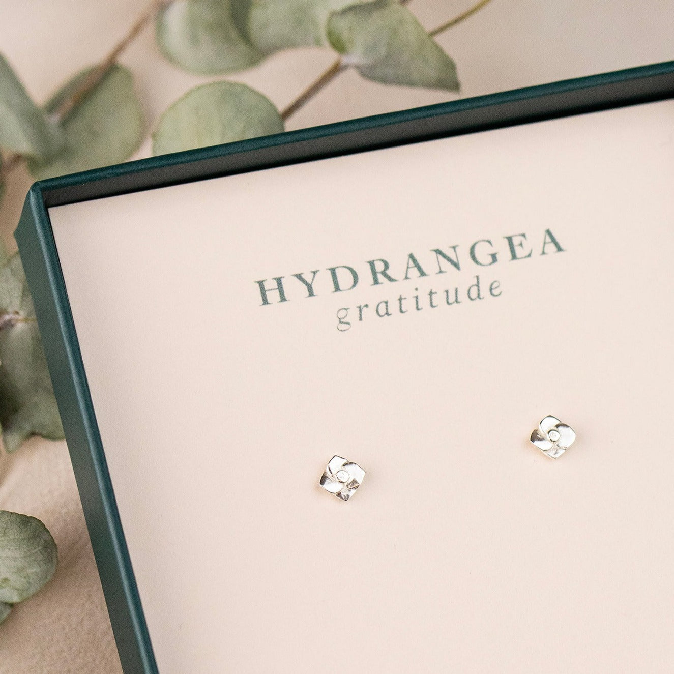 Hydrangea Studs Earrings - Silver