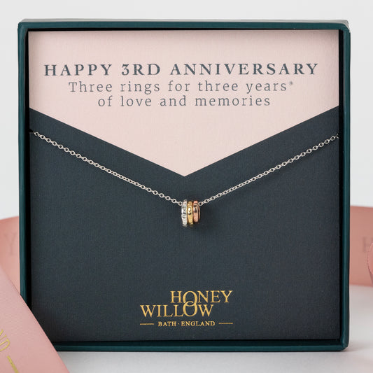 3rd Anniversary Necklace - 3 Rings for 3 Years - Tiny Links