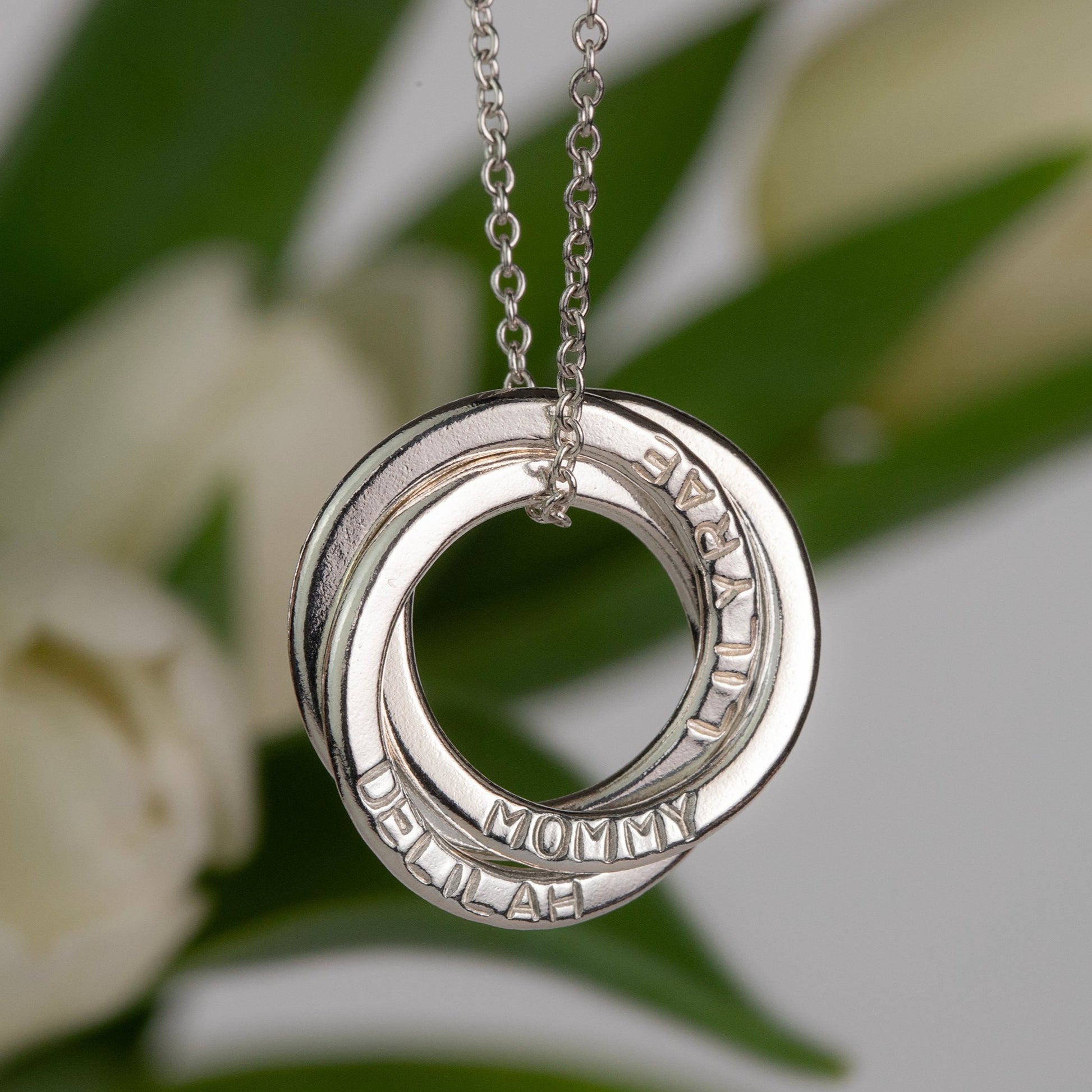 Personalised Family Name Necklace - Silver 3 Link - Petite