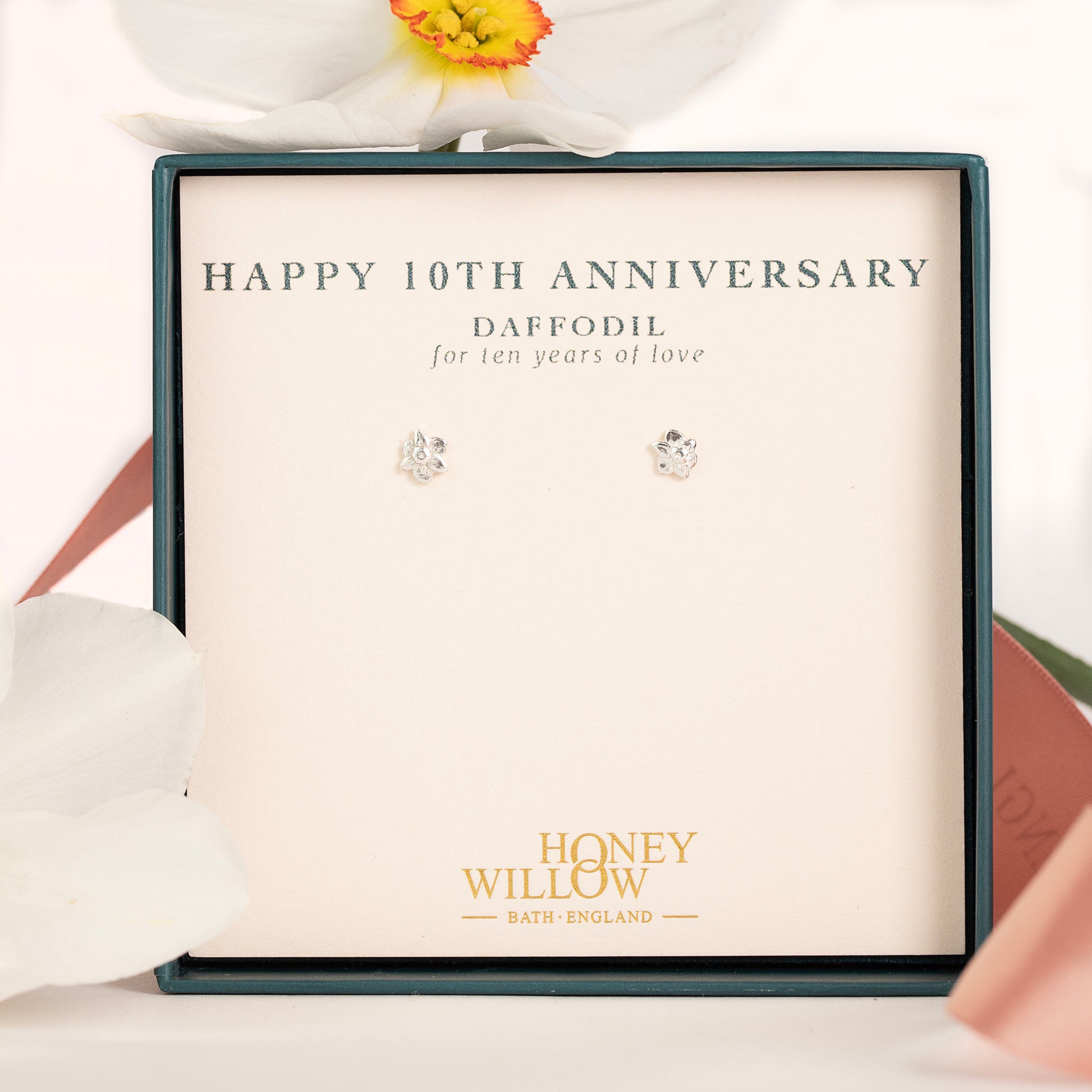 10th Anniversary Gift - Daffodil Flower Stud Earrings - Silver