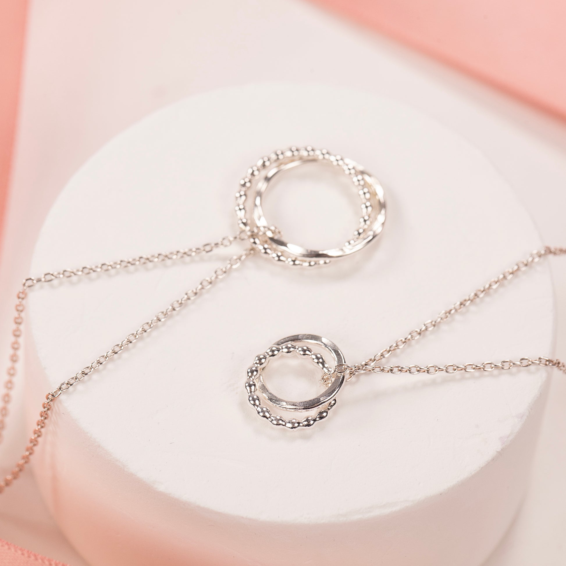 Grandmother Granddaughter Necklaces Set of Silver – Honey