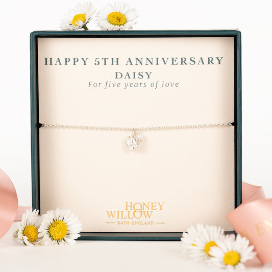 5th Anniversary Gift - Delicate Pearl & Daisy Flower - Silver