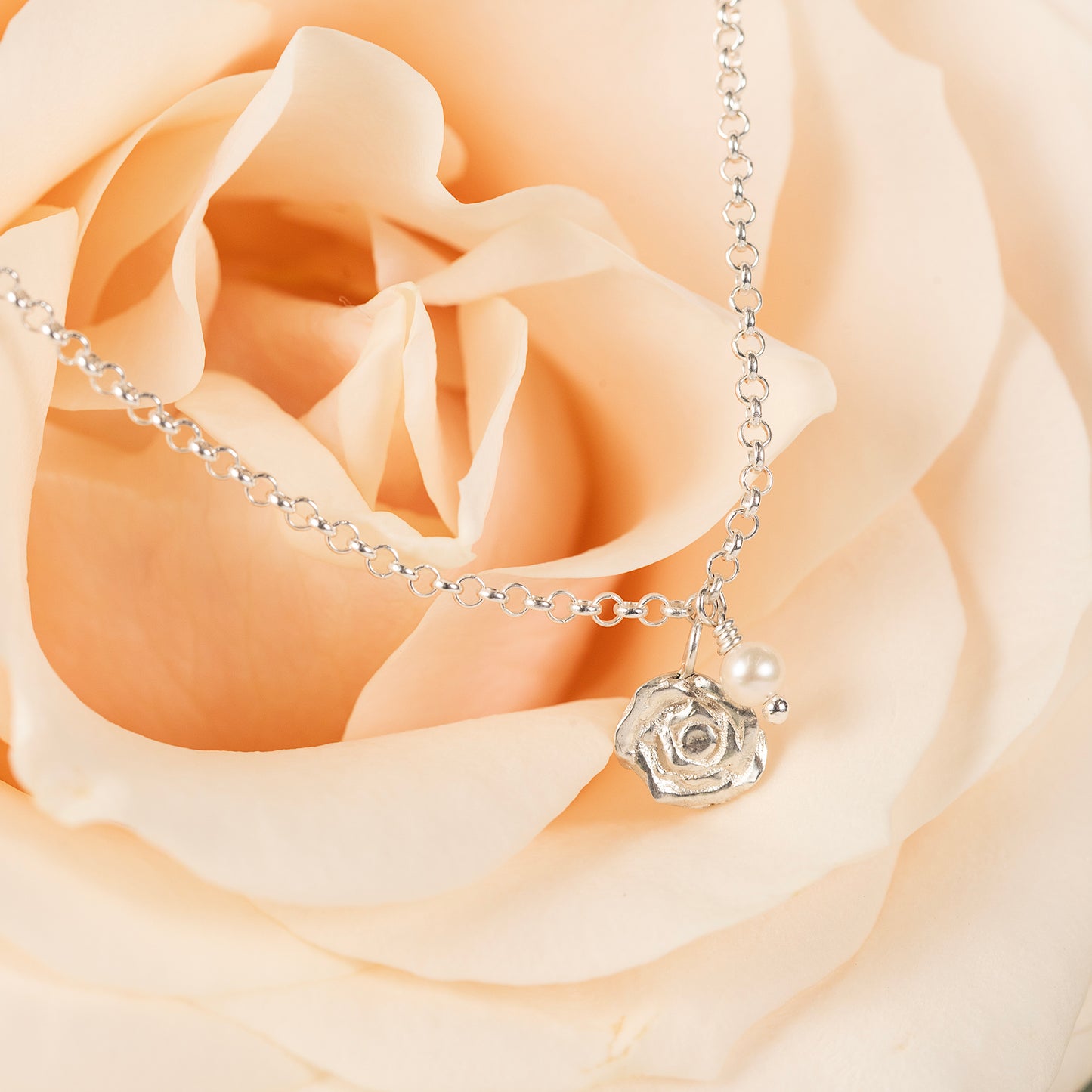 Delicate Rose Flower & Pearl Bracelet - Rose - Silver