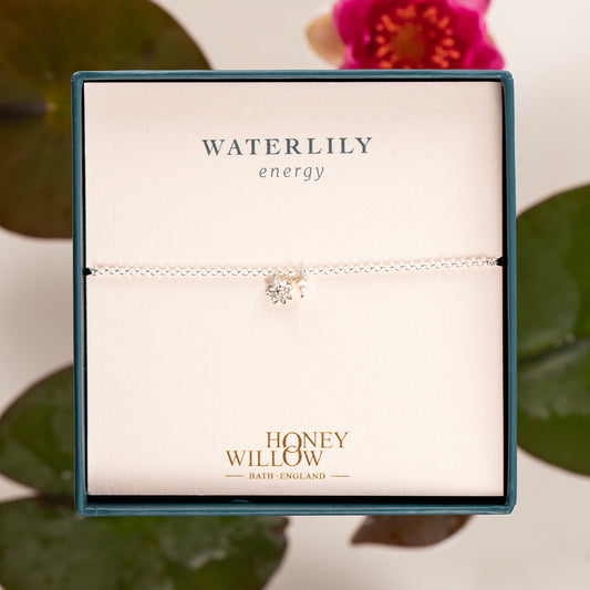 Delicate Waterlily Flower & Pearl Bracelet - Energy - Silver