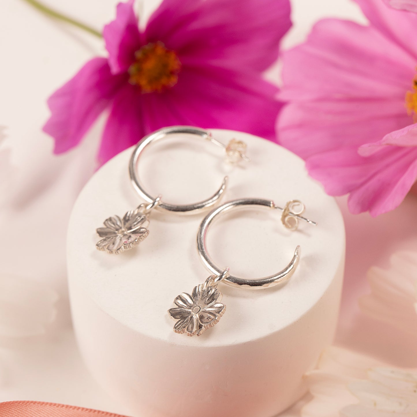 2nd Anniversary Gift - Cosmos Hoop Earrings - Silver - 2cm