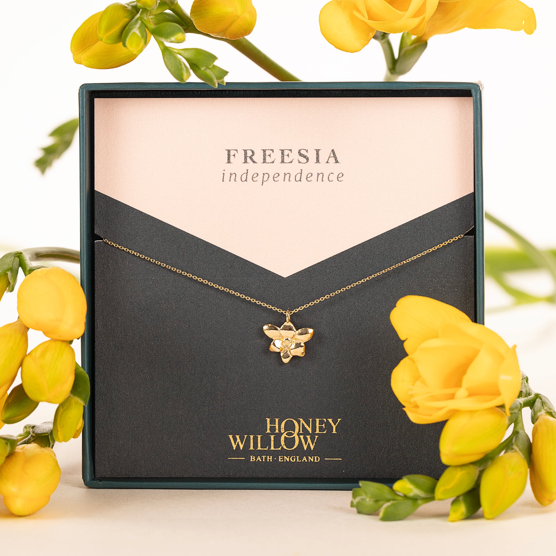 Freesia Flower Necklace - Independence - 9kt Gold