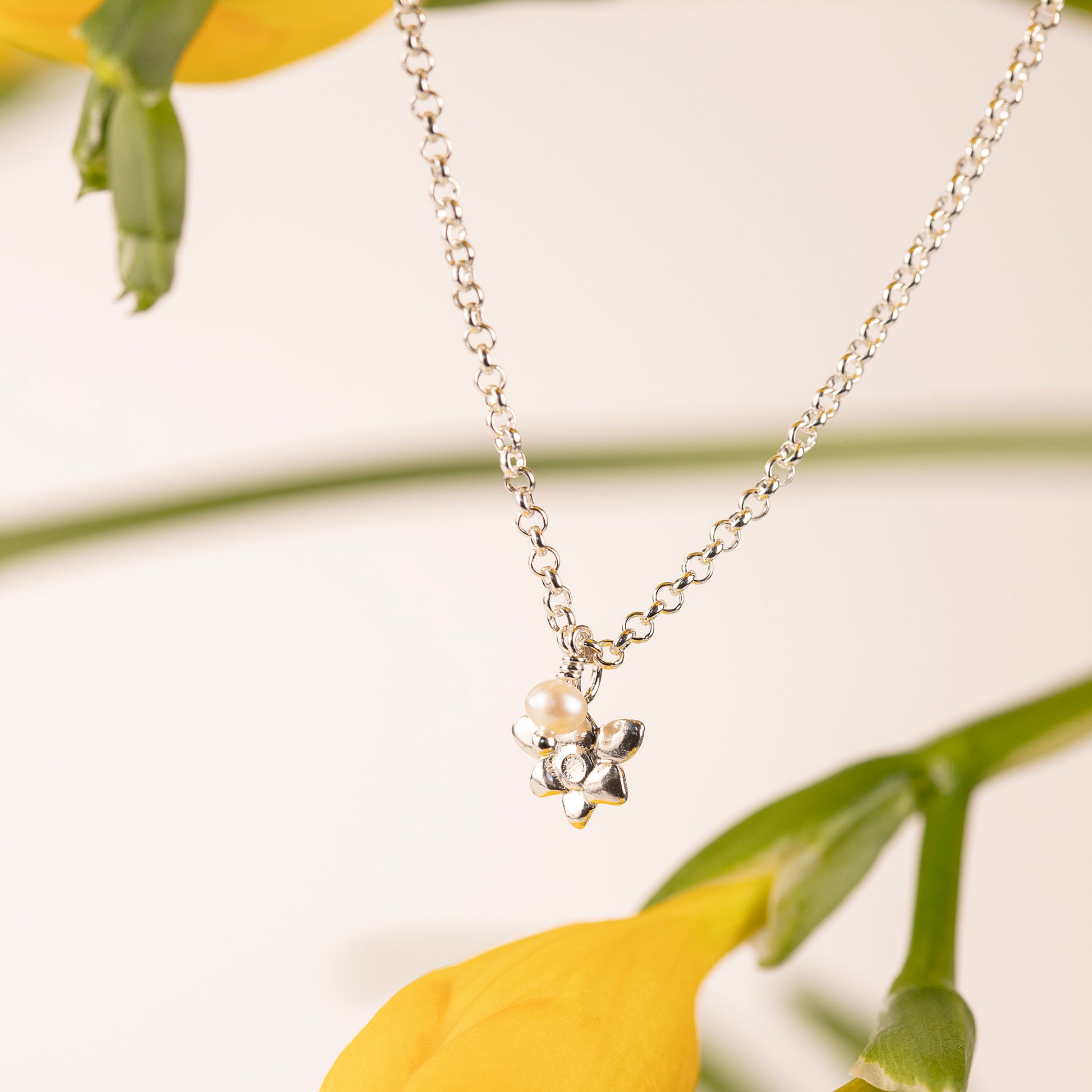 Delicate Freesia Flower & Pearl Bracelet - Independence - Silver