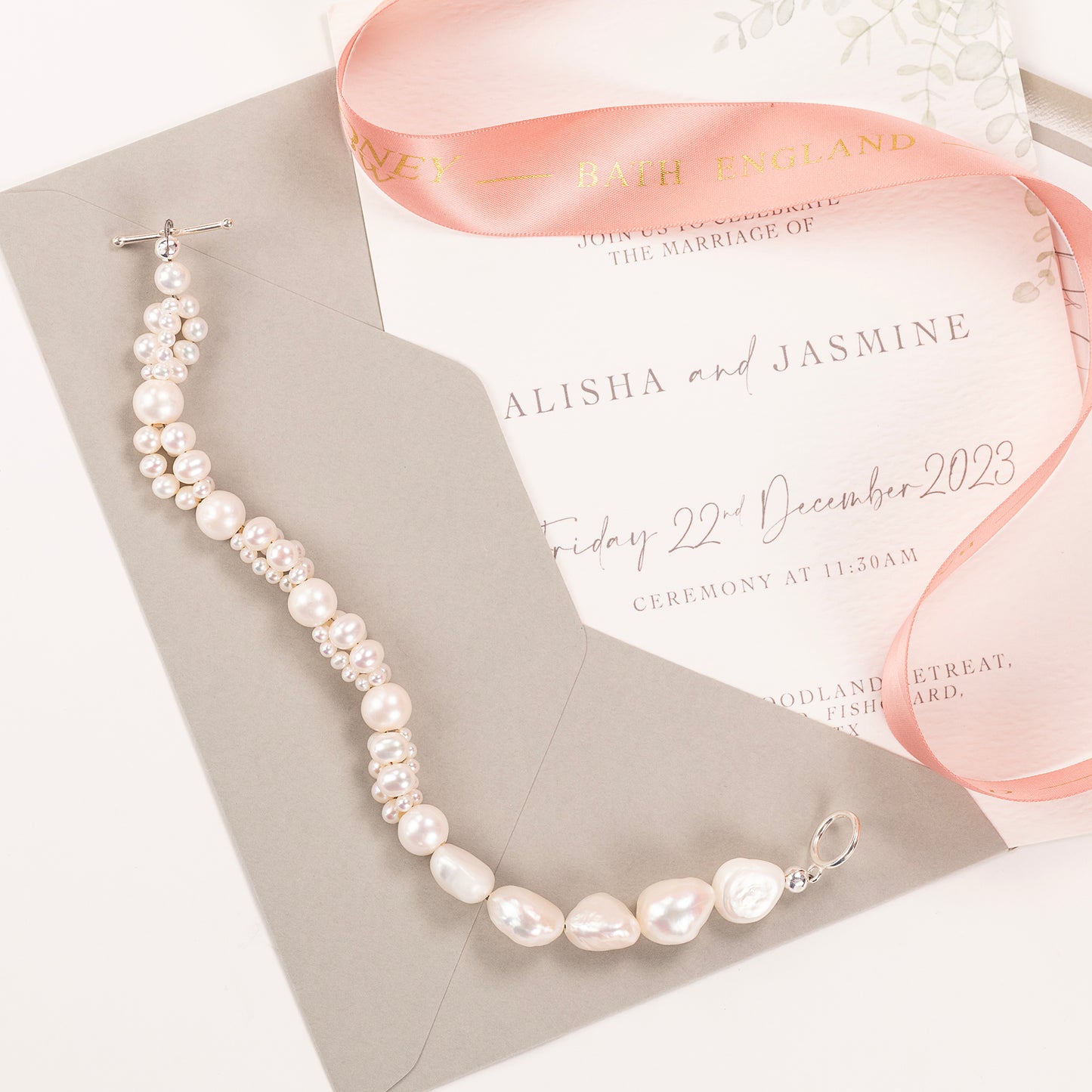 Pearl Statement Bracelet - Silver & Gold - Diana