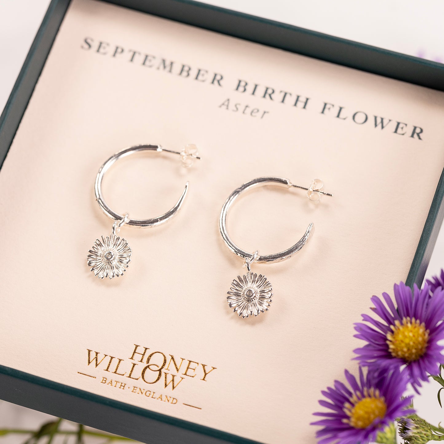 September Birth Flower Hoop Earrings - Aster - Silver - 2cm