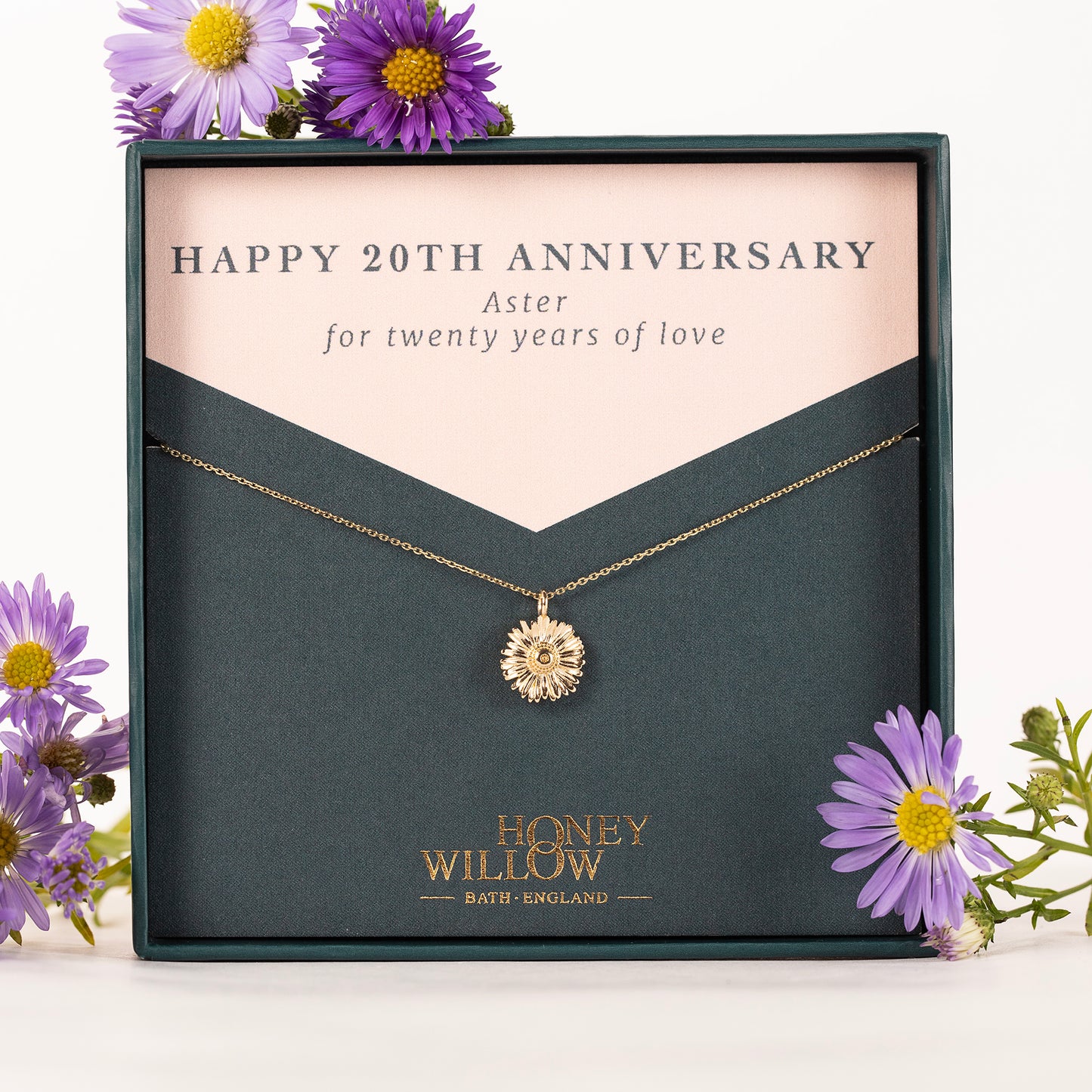 20th Anniversary Gift - Aster Flower Necklace - 9kt Gold