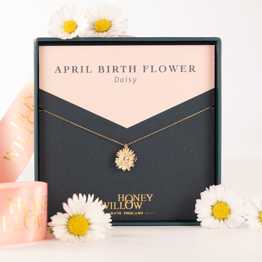 April Birth Flower Necklace - Daisy - 9kt Gold