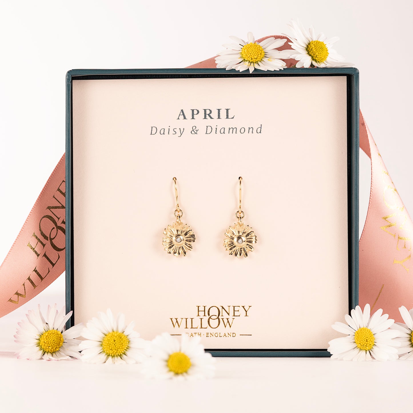 April Birth Flower & Birthstone Earrings - Daisy & Lab Grown Diamonds - 9kt Gold