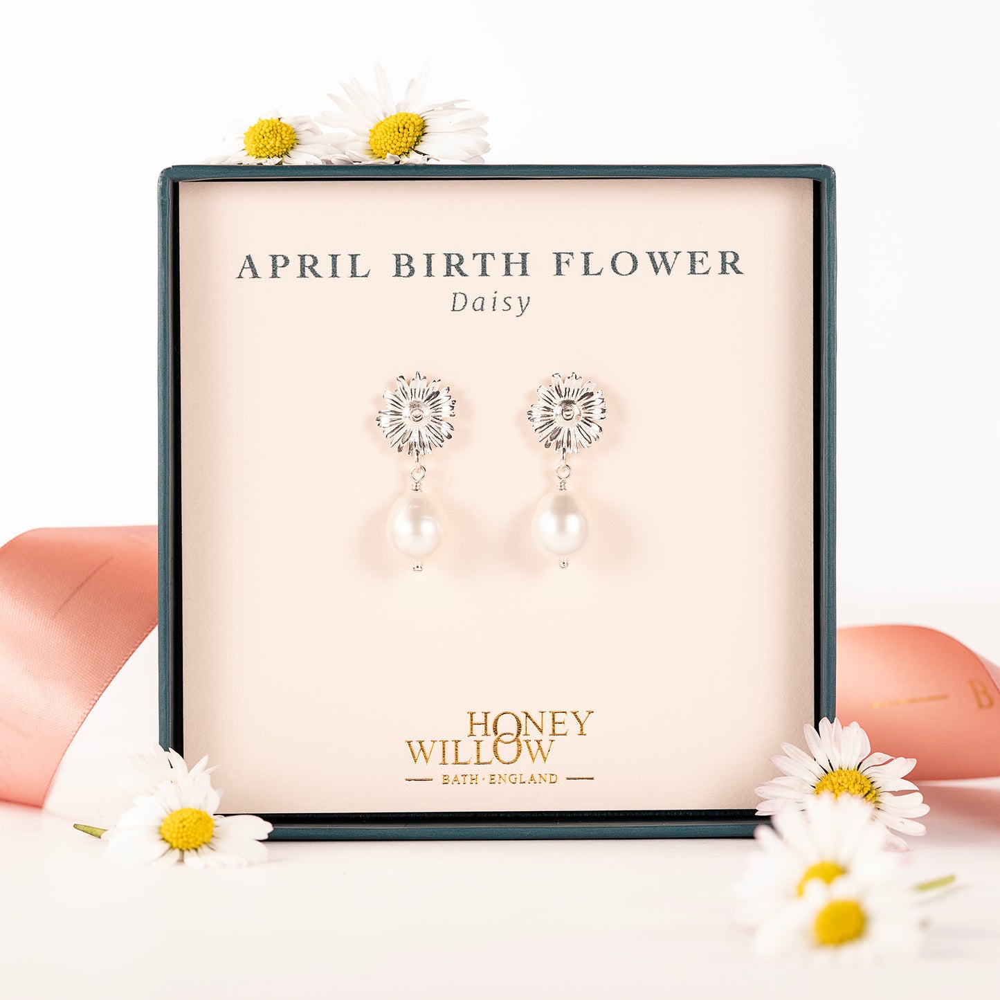 April Birth Flower Earrings - Daisy - Silver & Pearl