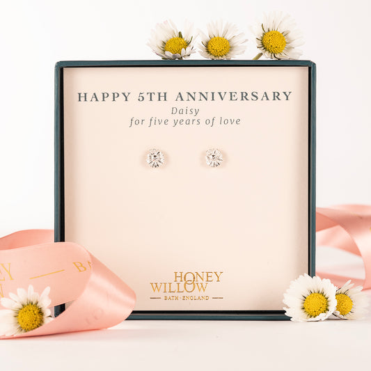 5th Anniversary Gift - Daisy Flower Stud Earrings - Silver