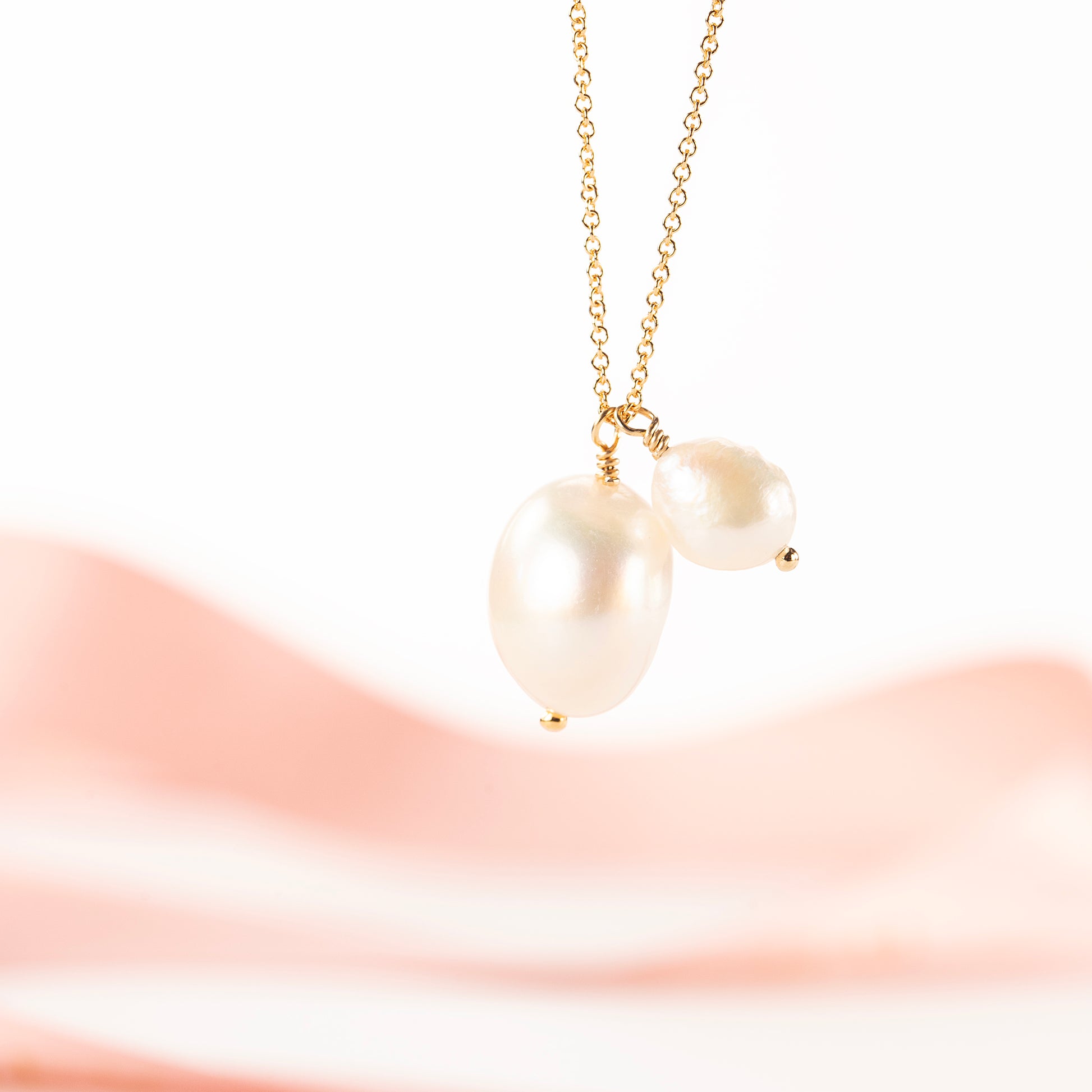 Mother of the Bride Gift - Mother Daughter Pearl Necklace - Silver & Gold