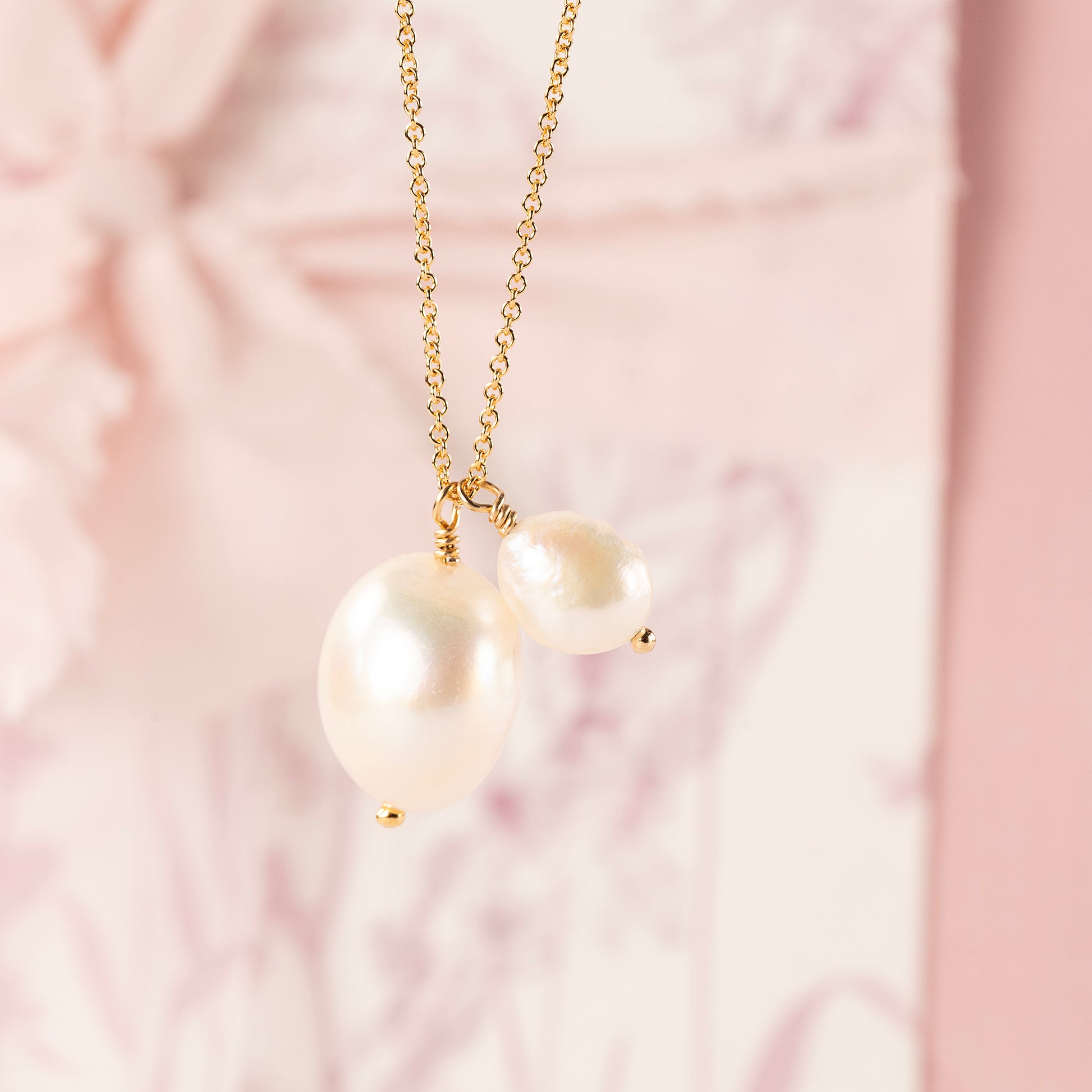 Mother of the Bride Gift - Mother Daughter Pearl Necklace - Silver & Gold
