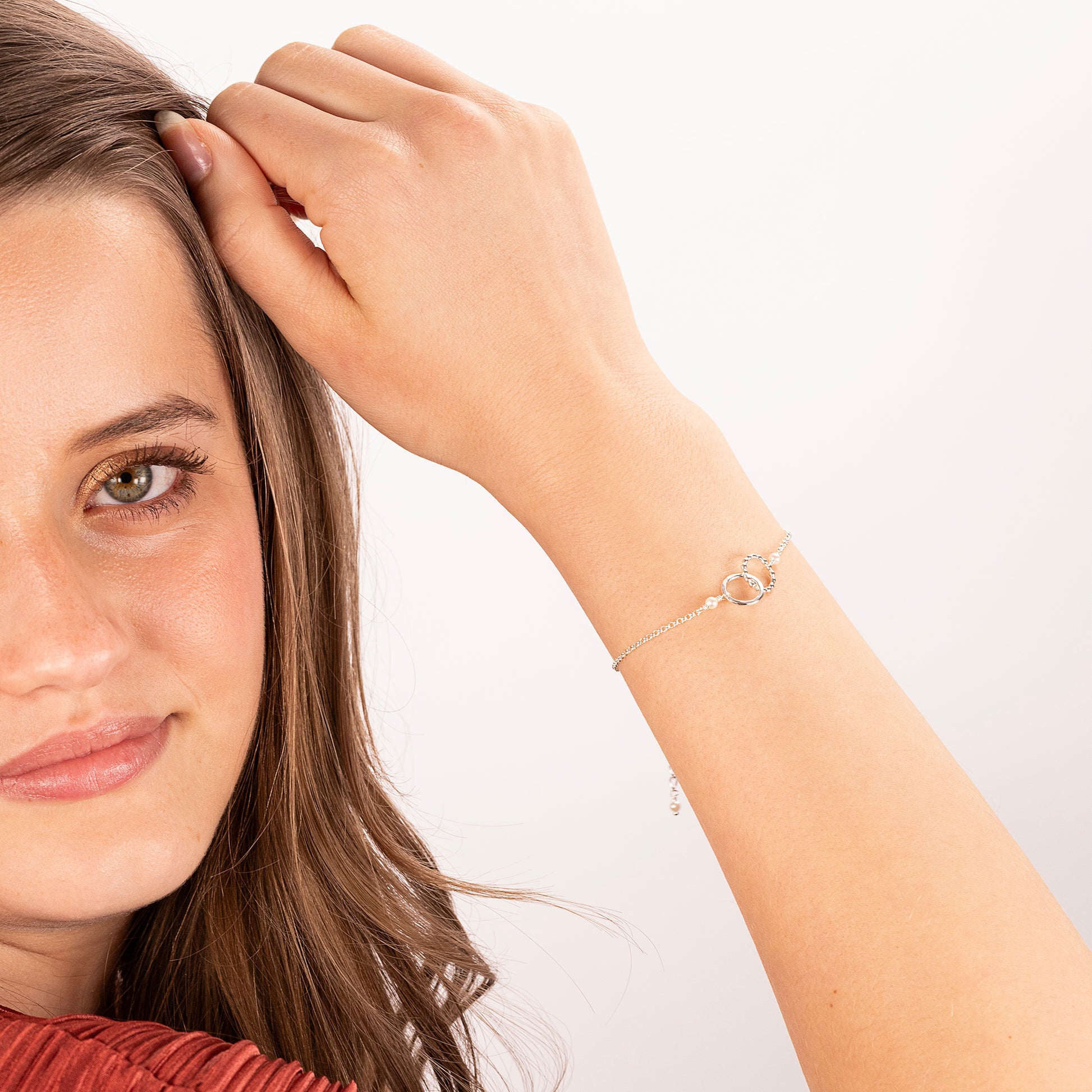 Gift for Friend & Bridesmaid - Pearl Love Link Bracelet - Silver