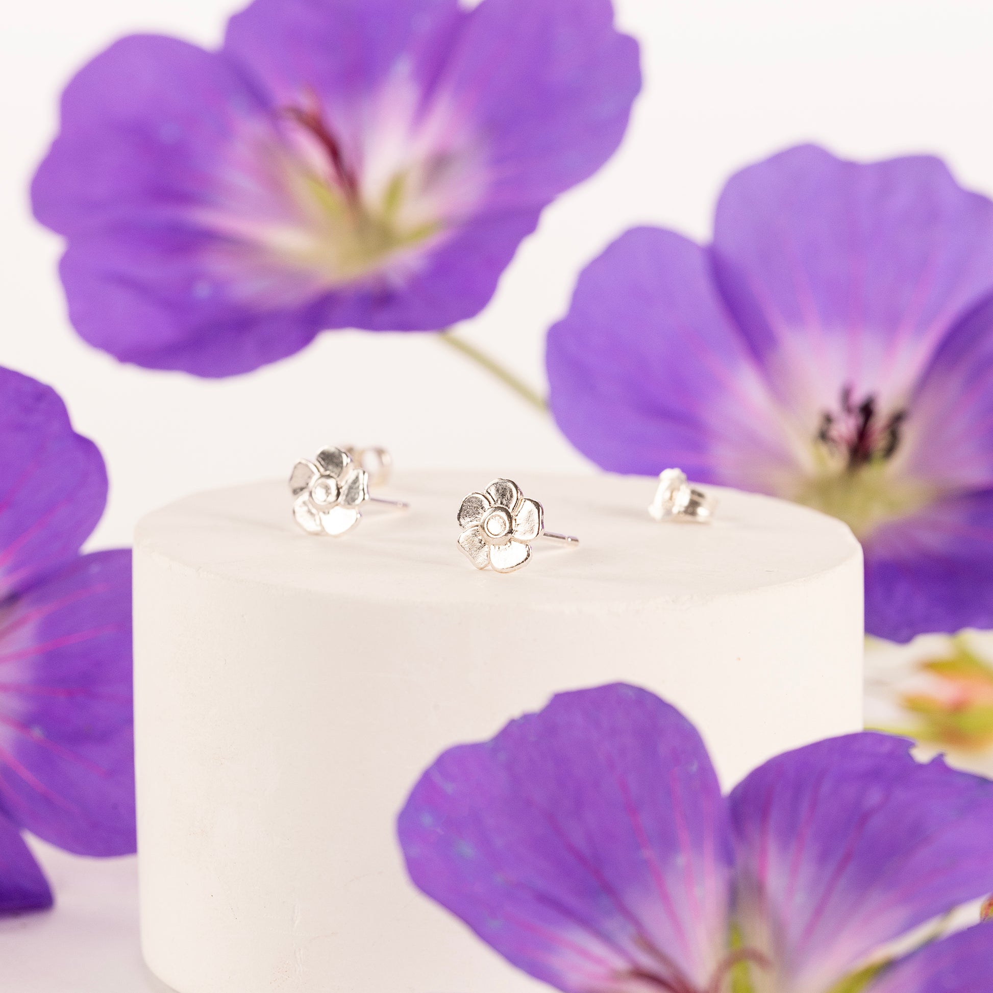 4th Anniversary Gift - Geranium Flower Stud Earrings - Silver