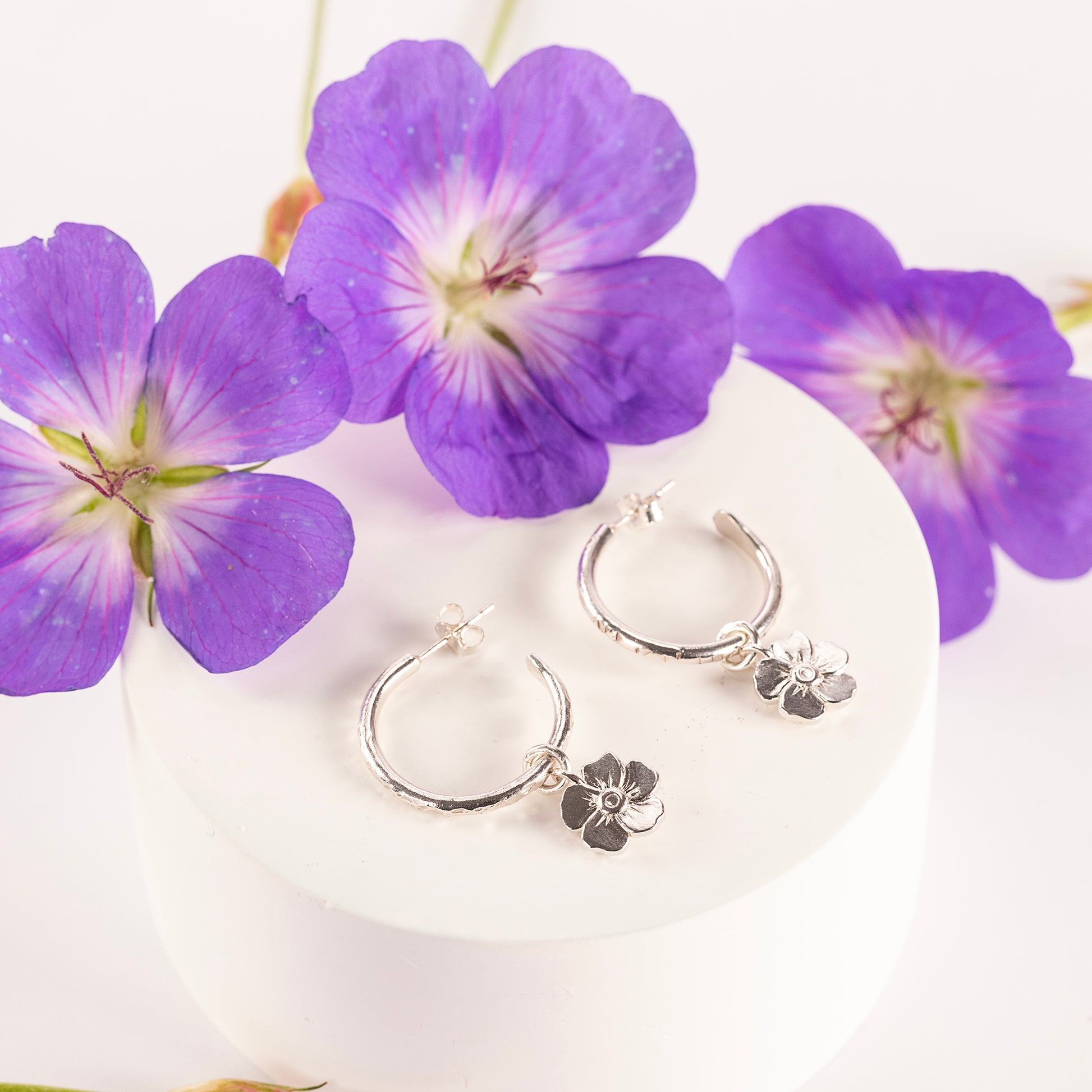 4th Anniversary Gift - Geranium Flower Hoop Earrings - Silver - 2cm