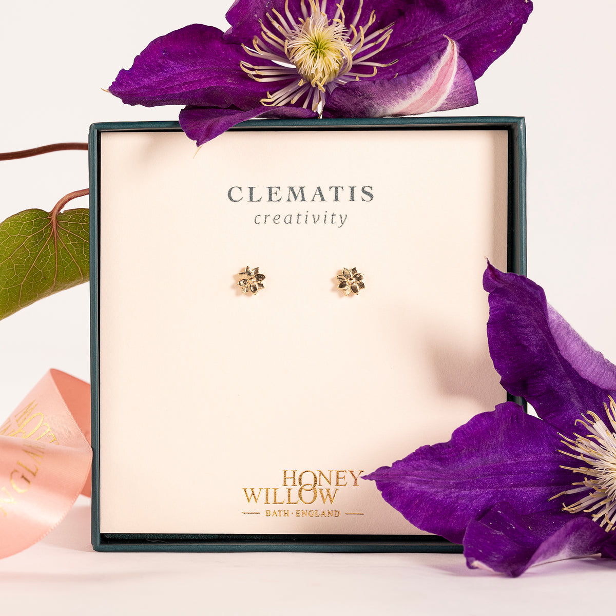 Clematis Flower Stud Earrings - Creativity- 9kt Gold