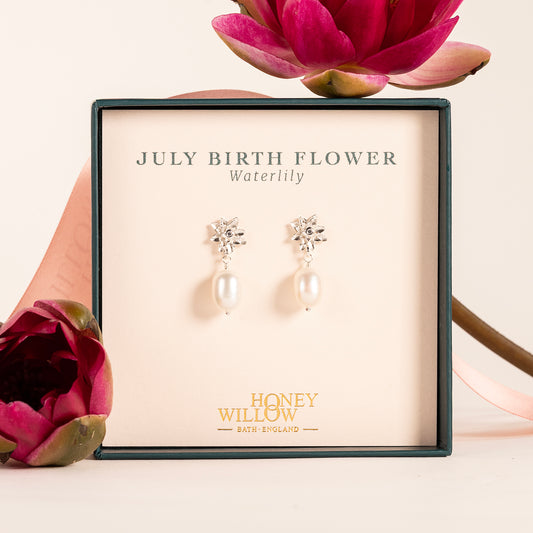 July Birth Flower Earrings - Waterlily - Silver & Pearl