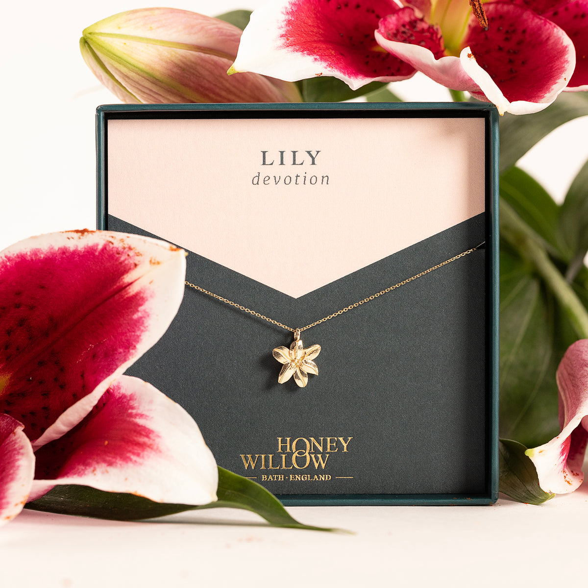 Lily Flower Necklace - Devotion - 9ct Gold
