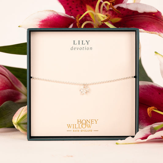 Delicate Lily Flower & Pearl Bracelet - Devotion - Silver