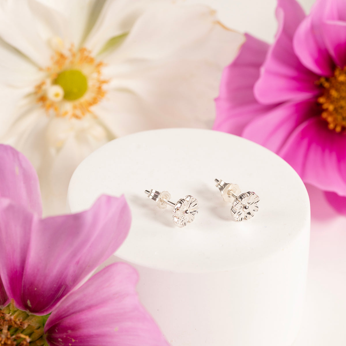 Cosmos Flower Stud Earrings - Balance - Silver