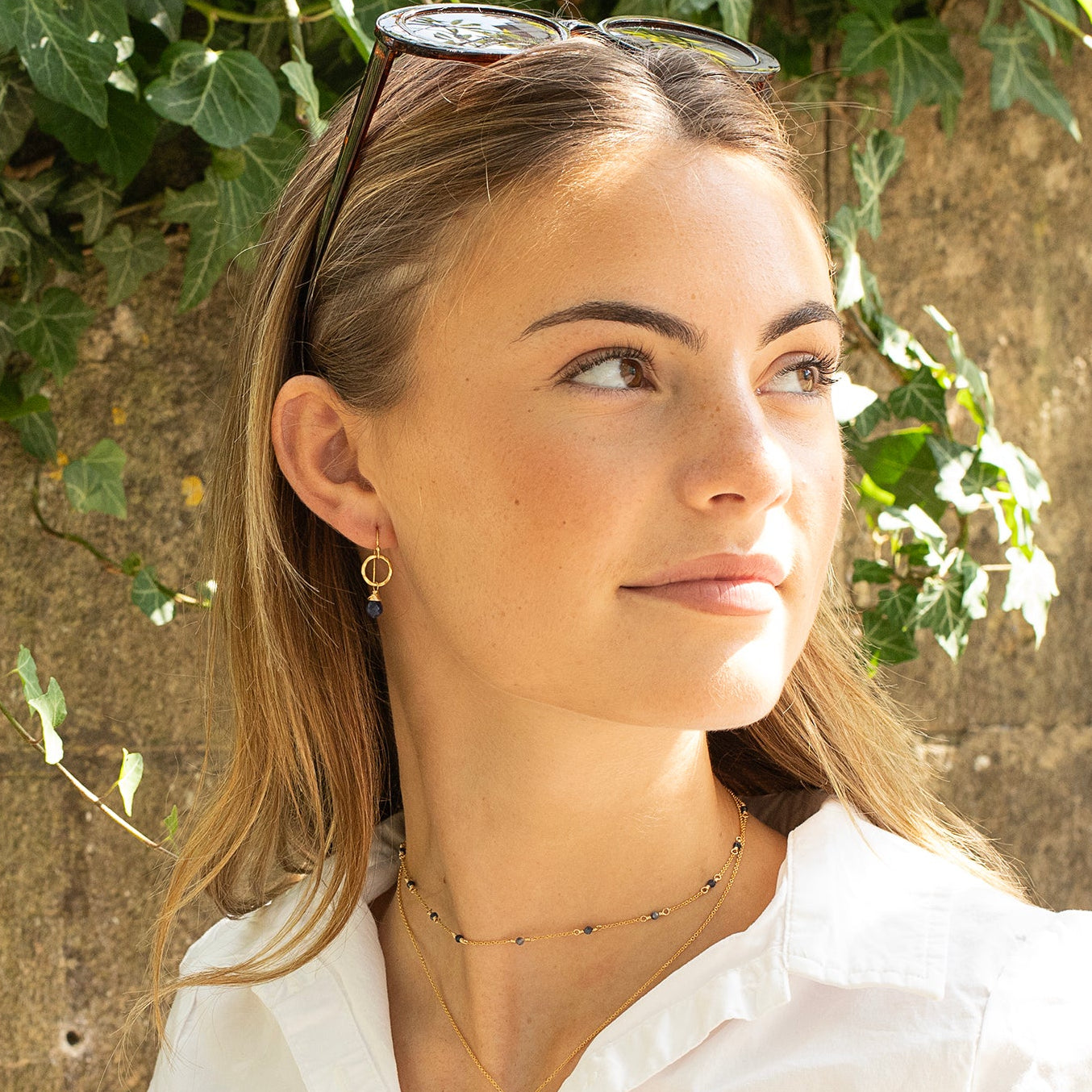 blue sapphire satellite necklace