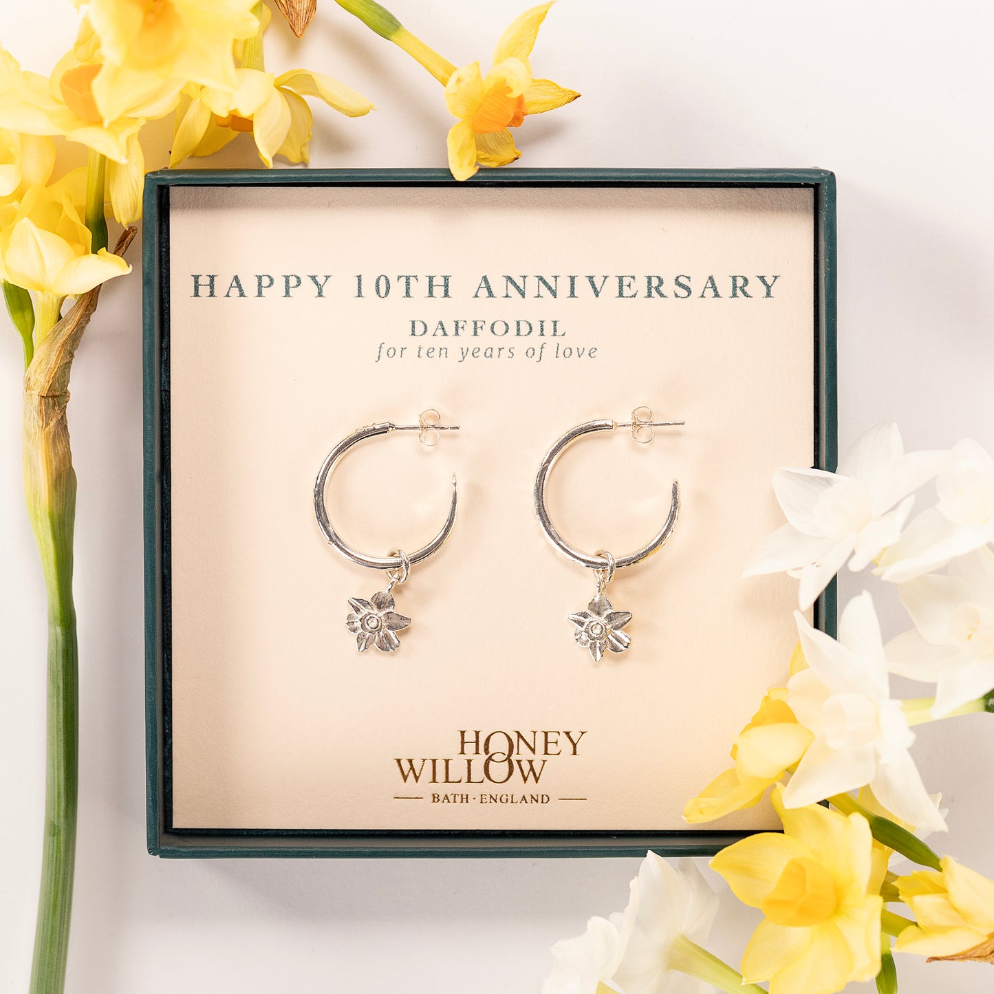 10th Anniversary Gift - Daffodil Flower Hoop Earrings - Silver - 2cm