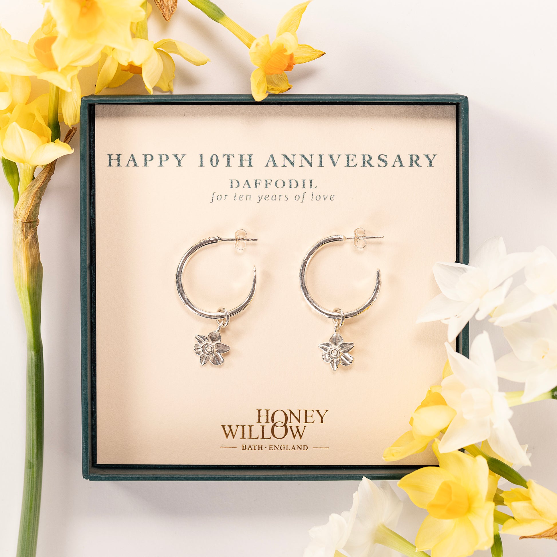 10th Anniversary Gift - Daffodil Flower Hoop Earrings - Silver - 2cm