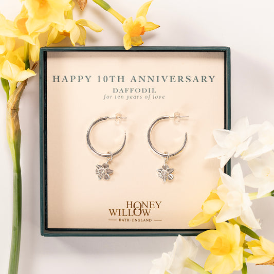 10th Anniversary Gift - Daffodil Flower Hoop Earrings - Silver - 2cm